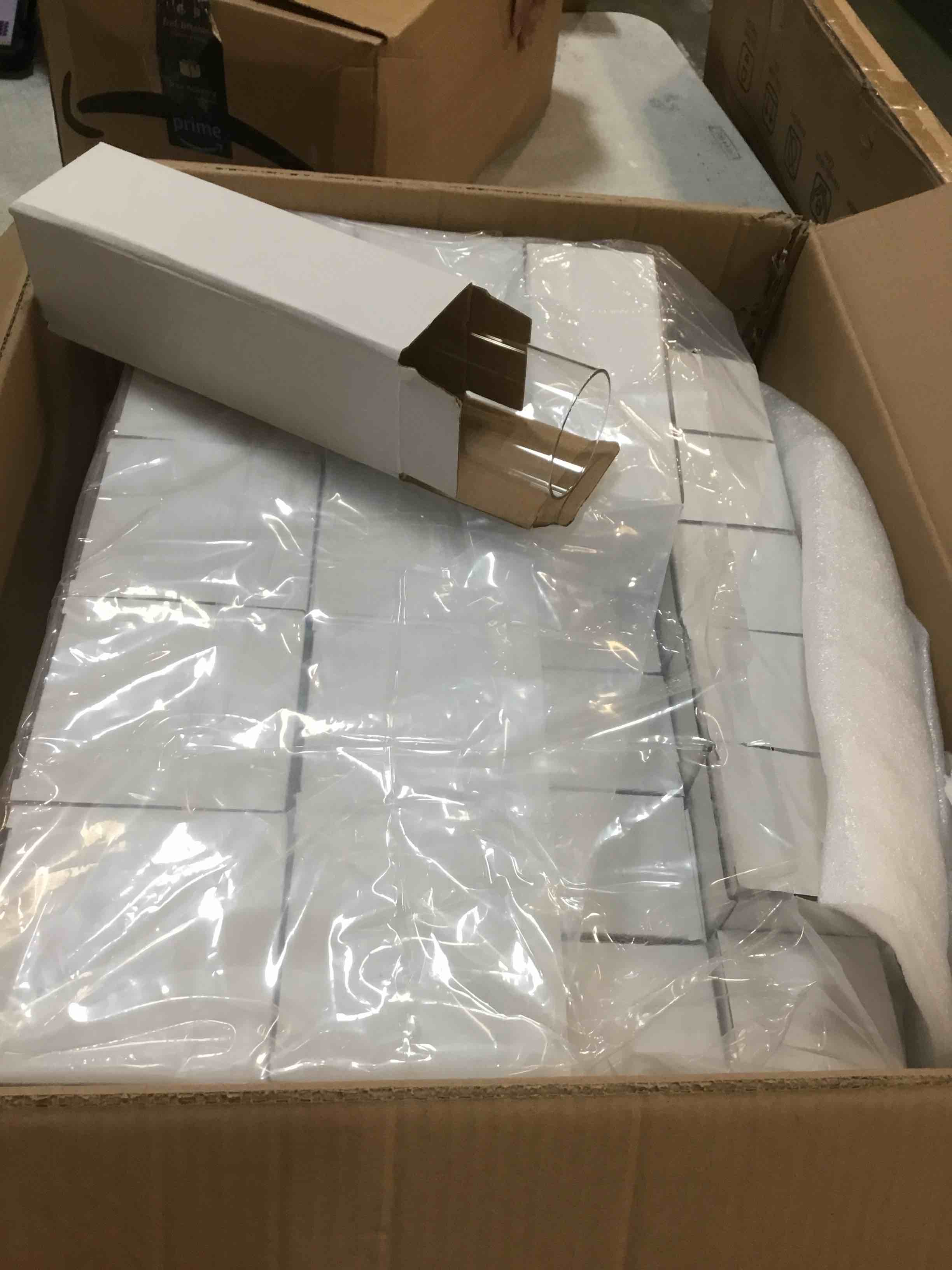 https://s3.amazonaws.com/lotting-images-prod/bidfta/RED5838097_1708178985526.jpeg
