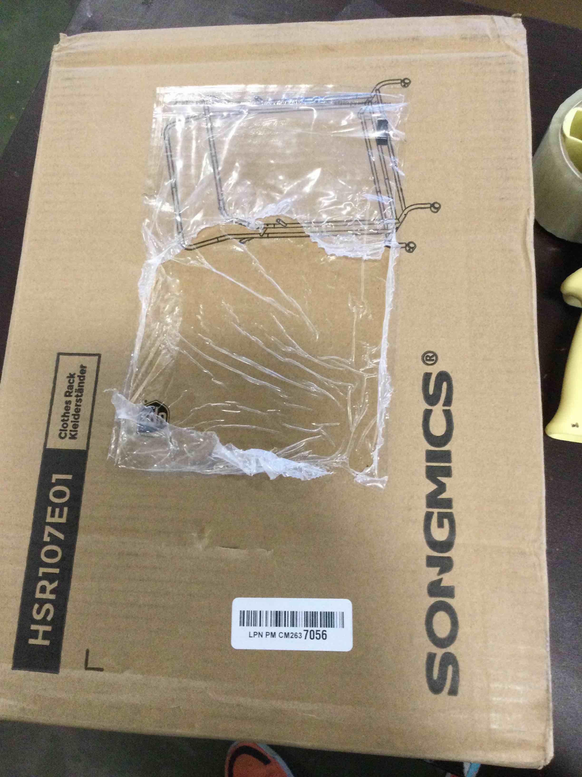 https://s3.amazonaws.com/lotting-images-prod/bidfta/RED5839144_1706880625339.jpeg