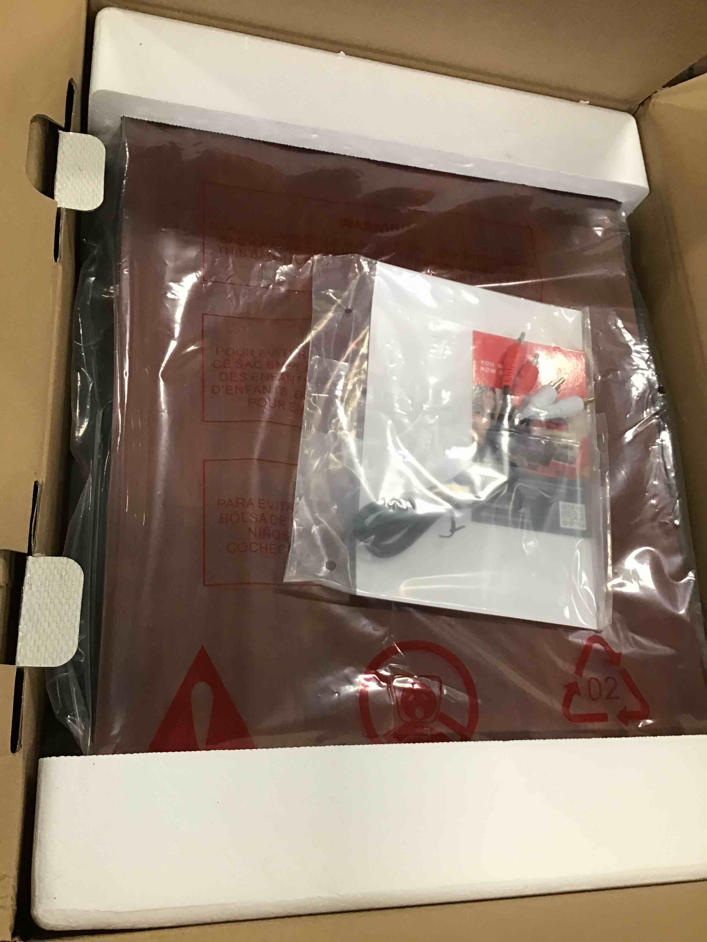 https://s3.amazonaws.com/lotting-images-prod/bidfta/RED5839253_1706984180648.jpeg
