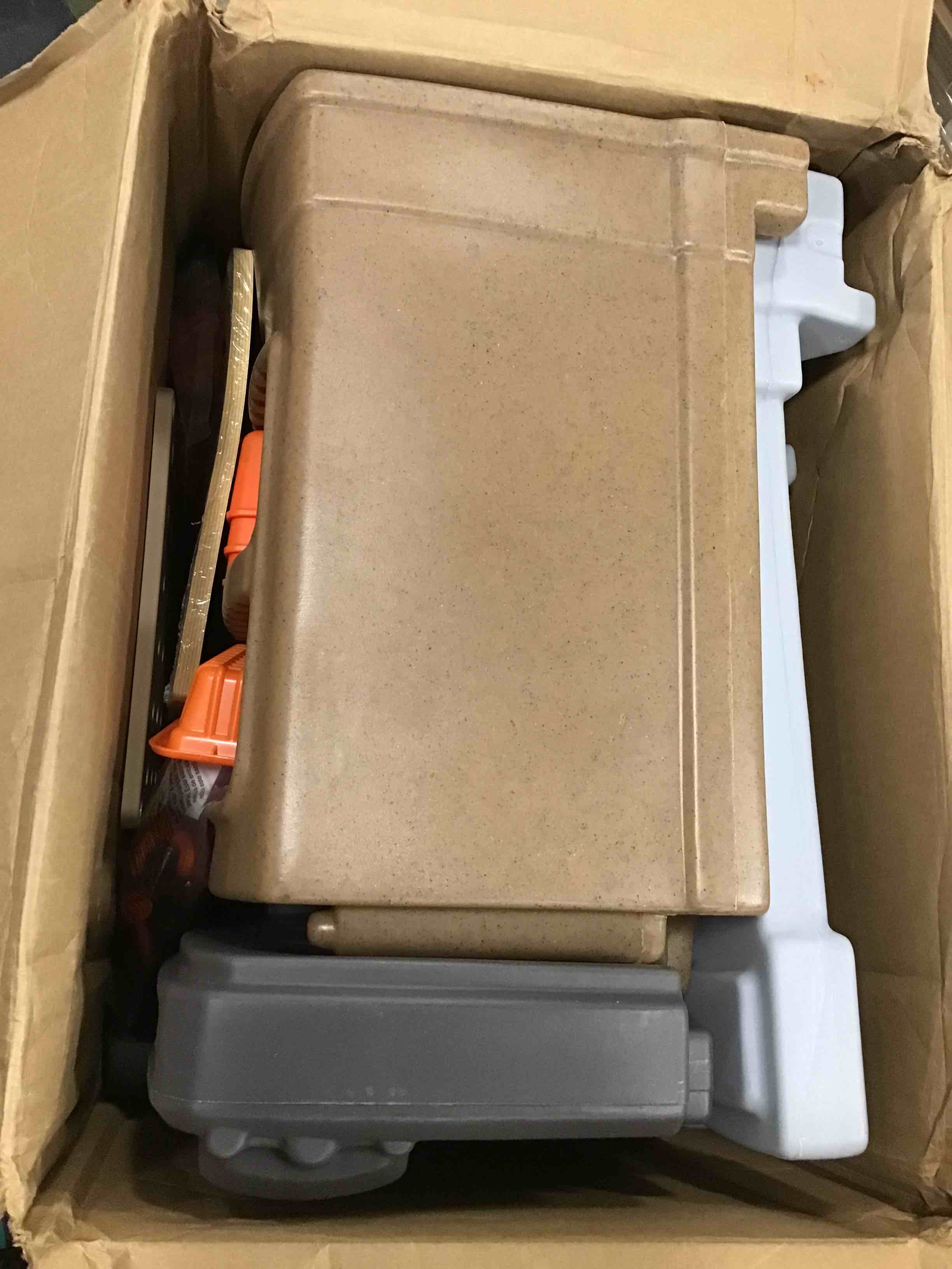 https://s3.amazonaws.com/lotting-images-prod/bidfta/RED5839270_1706986203801.jpeg