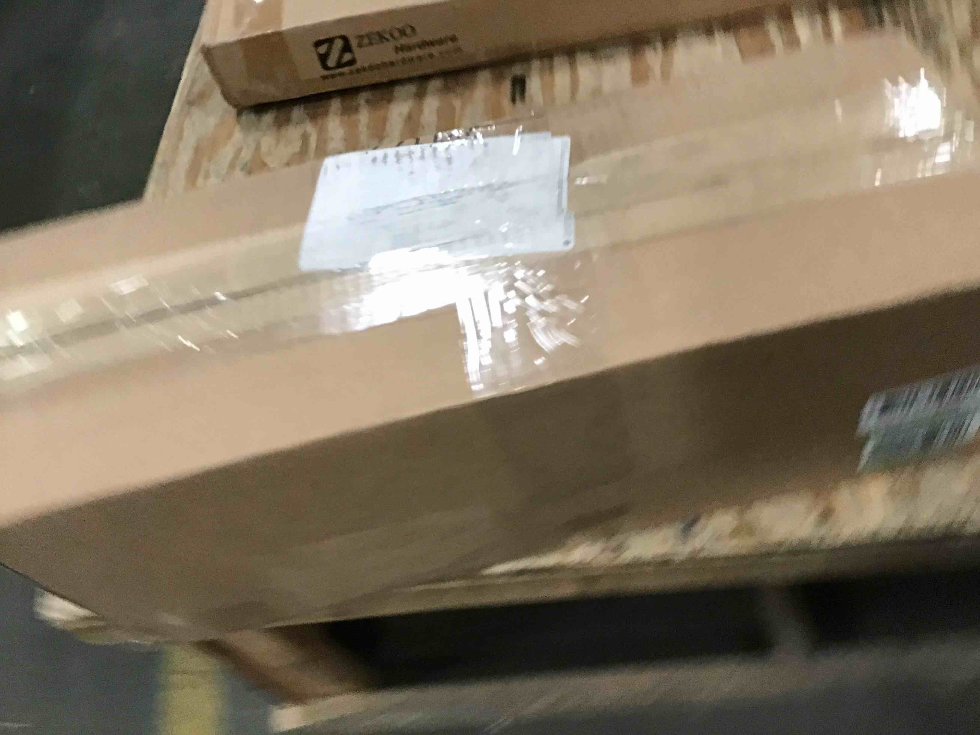 https://s3.amazonaws.com/lotting-images-prod/bidfta/RED5839490_1707571490196.jpeg