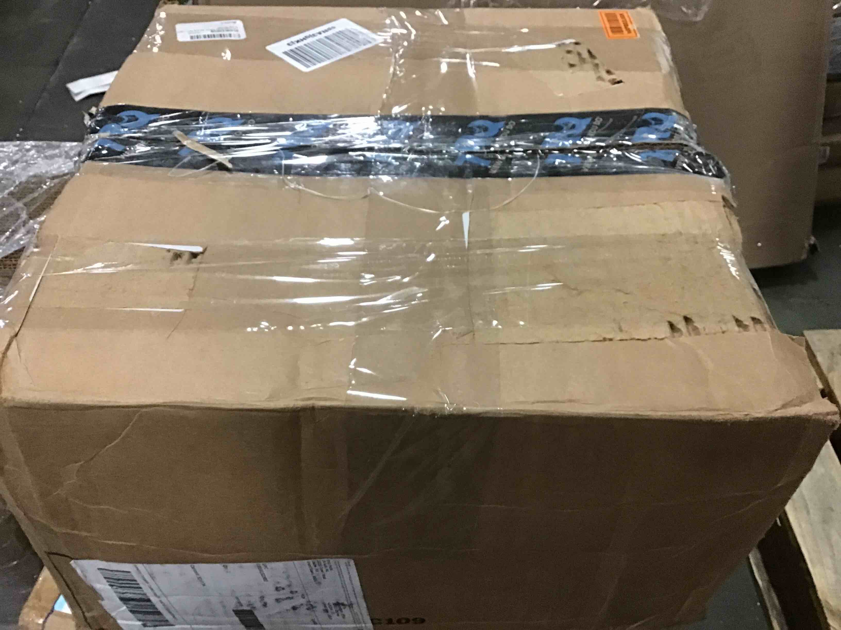 https://s3.amazonaws.com/lotting-images-prod/bidfta/RED5840043_1705411033196.jpeg