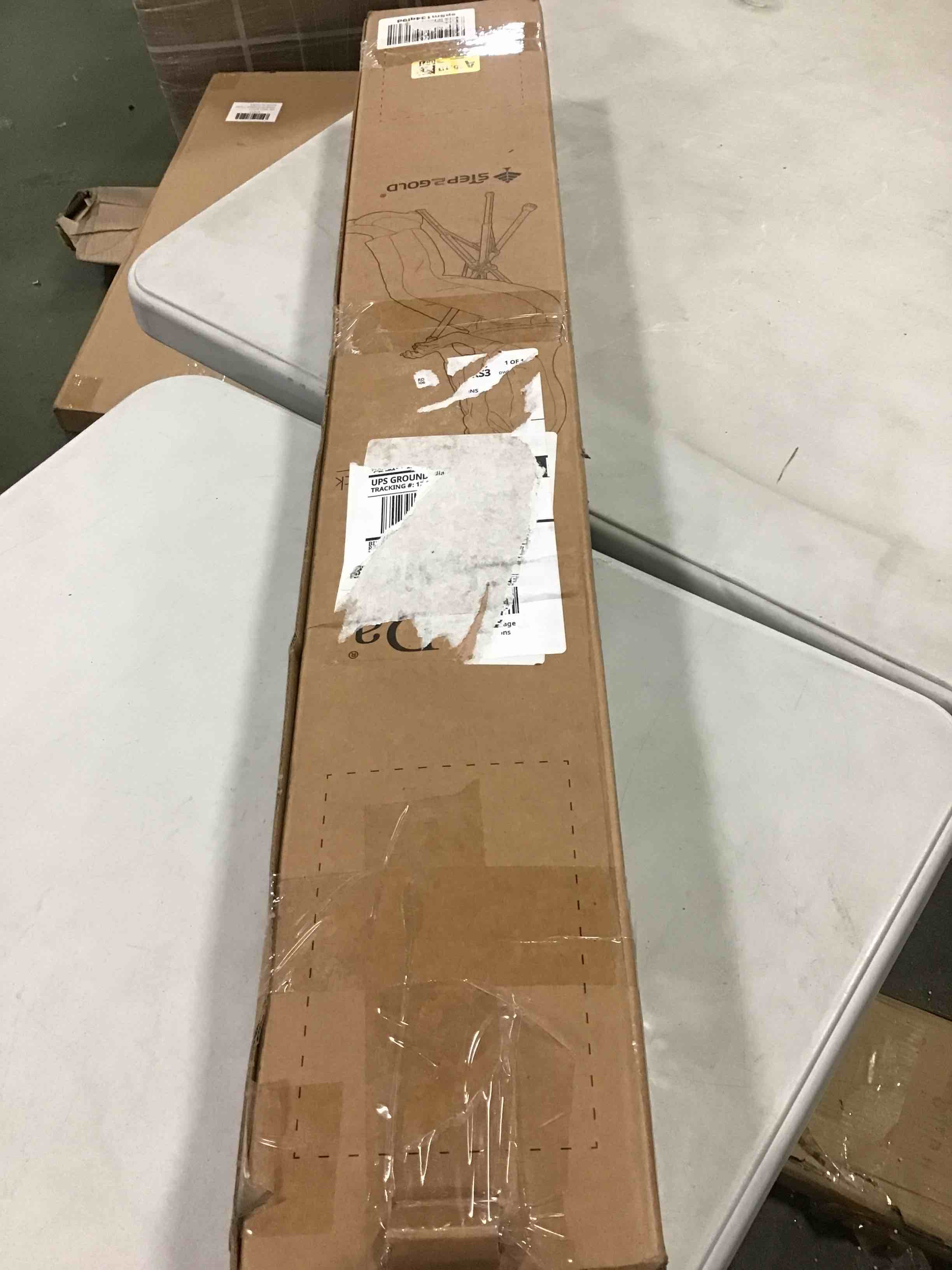 https://s3.amazonaws.com/lotting-images-prod/bidfta/RED5840049_1705413549590.jpeg