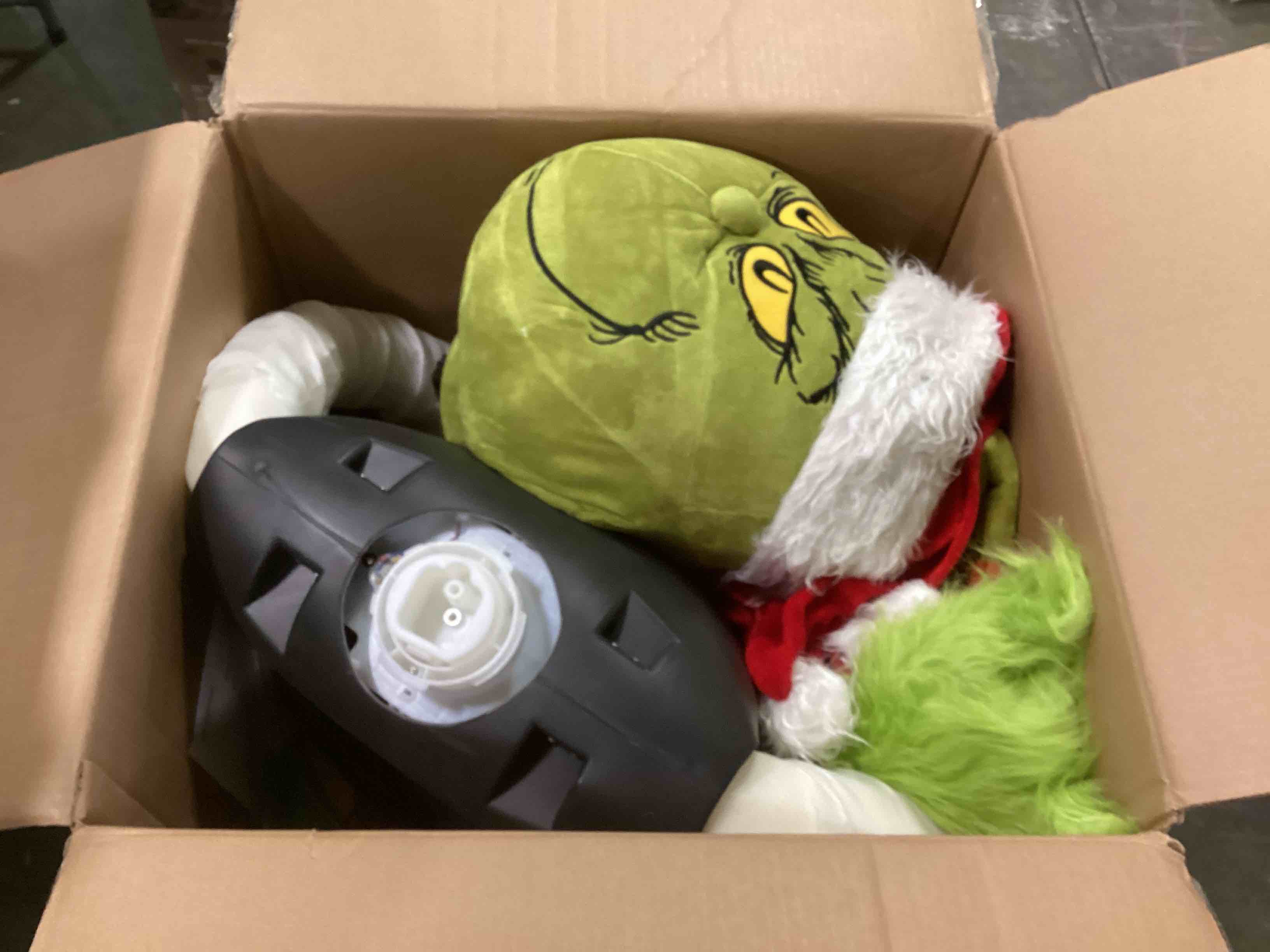 https://s3.amazonaws.com/lotting-images-prod/bidfta/RED5840695_1705609207870.jpeg