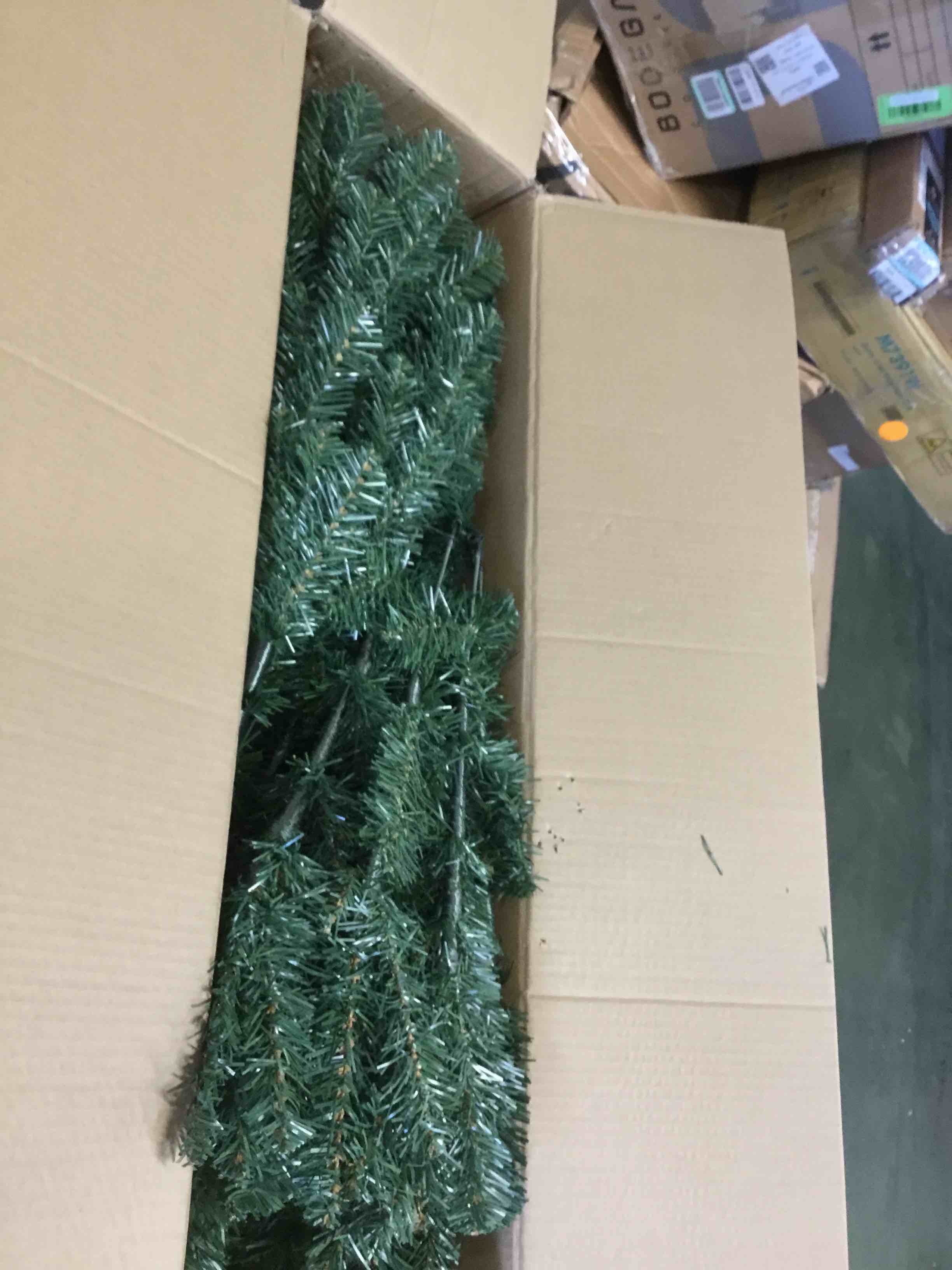 https://s3.amazonaws.com/lotting-images-prod/bidfta/RED5841568_1705940230598.jpeg