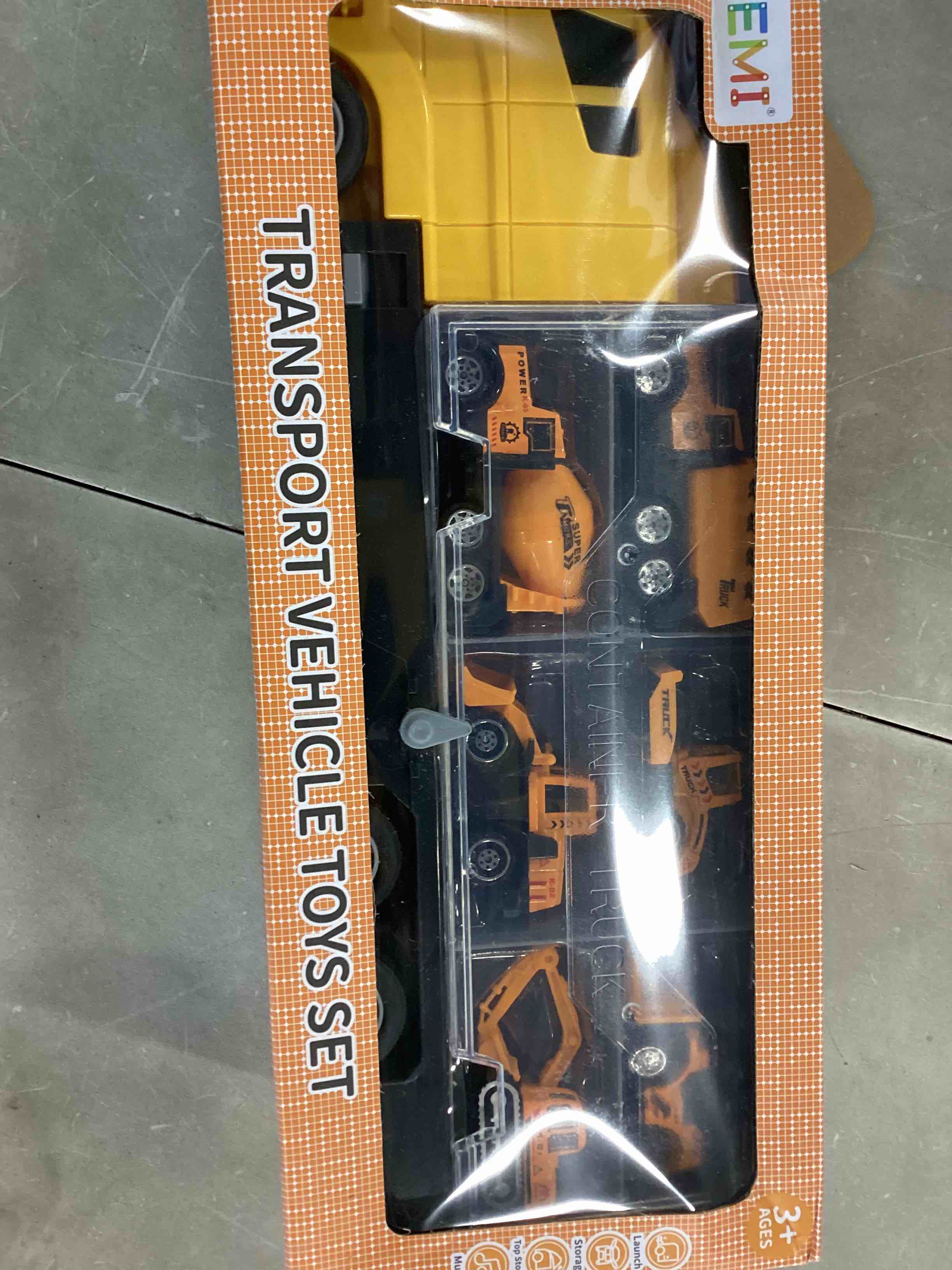 https://s3.amazonaws.com/lotting-images-prod/bidfta/RED5841925_1707489680076.jpeg