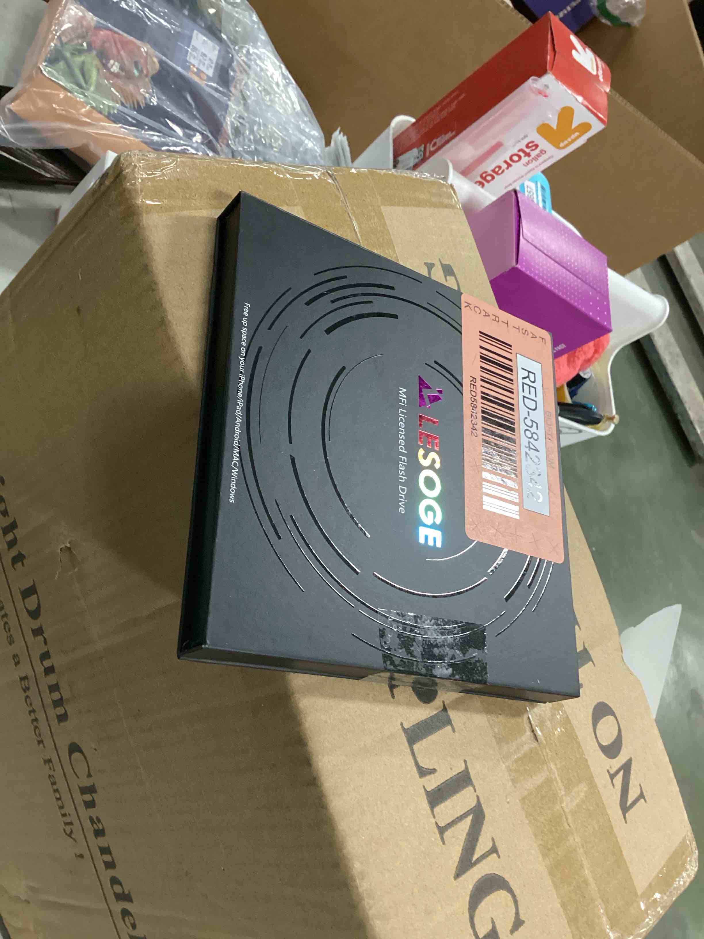 https://s3.amazonaws.com/lotting-images-prod/bidfta/RED5842342_1708086152347.jpeg
