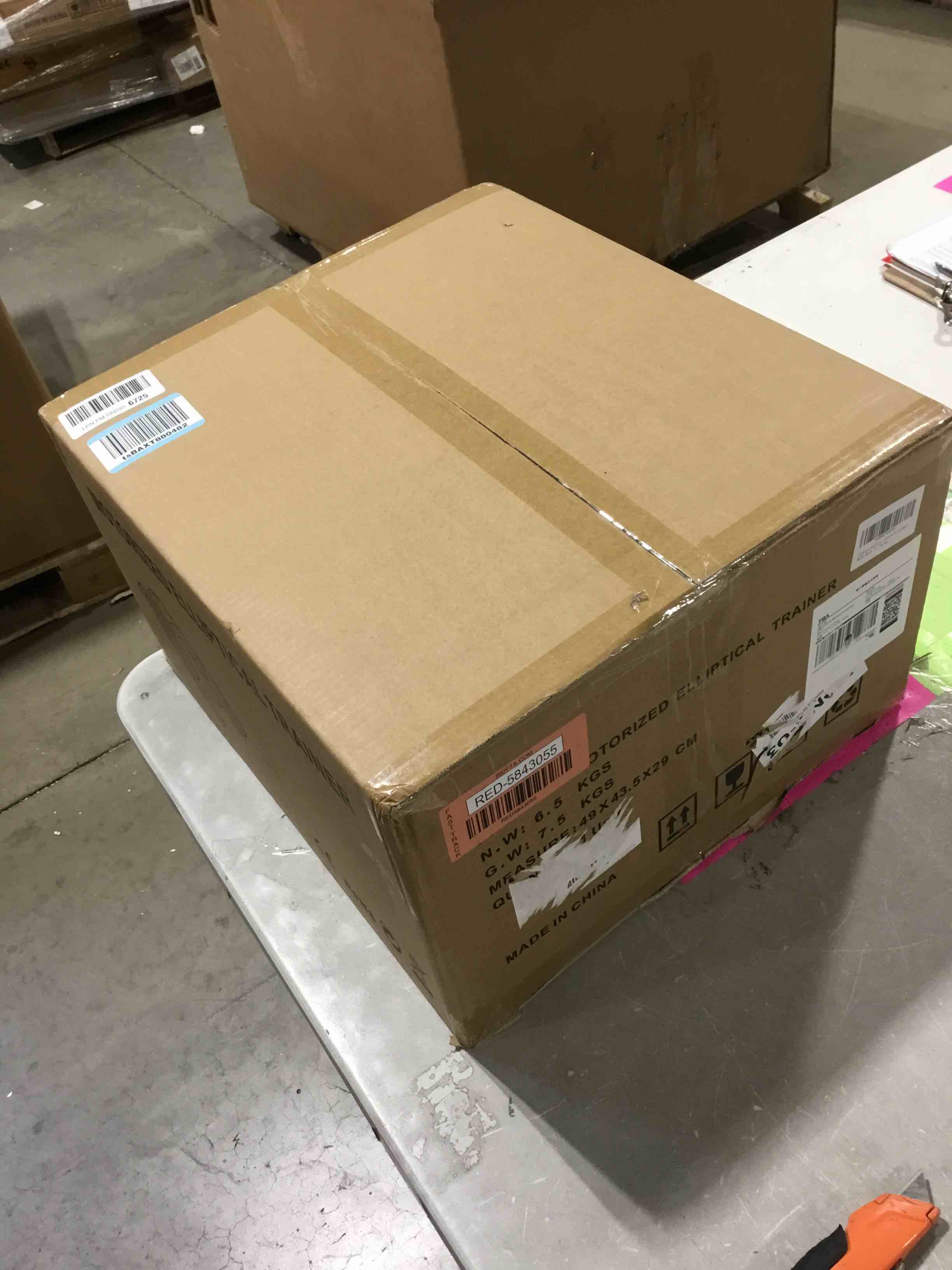 https://s3.amazonaws.com/lotting-images-prod/bidfta/RED5843055_1741272552032.jpeg