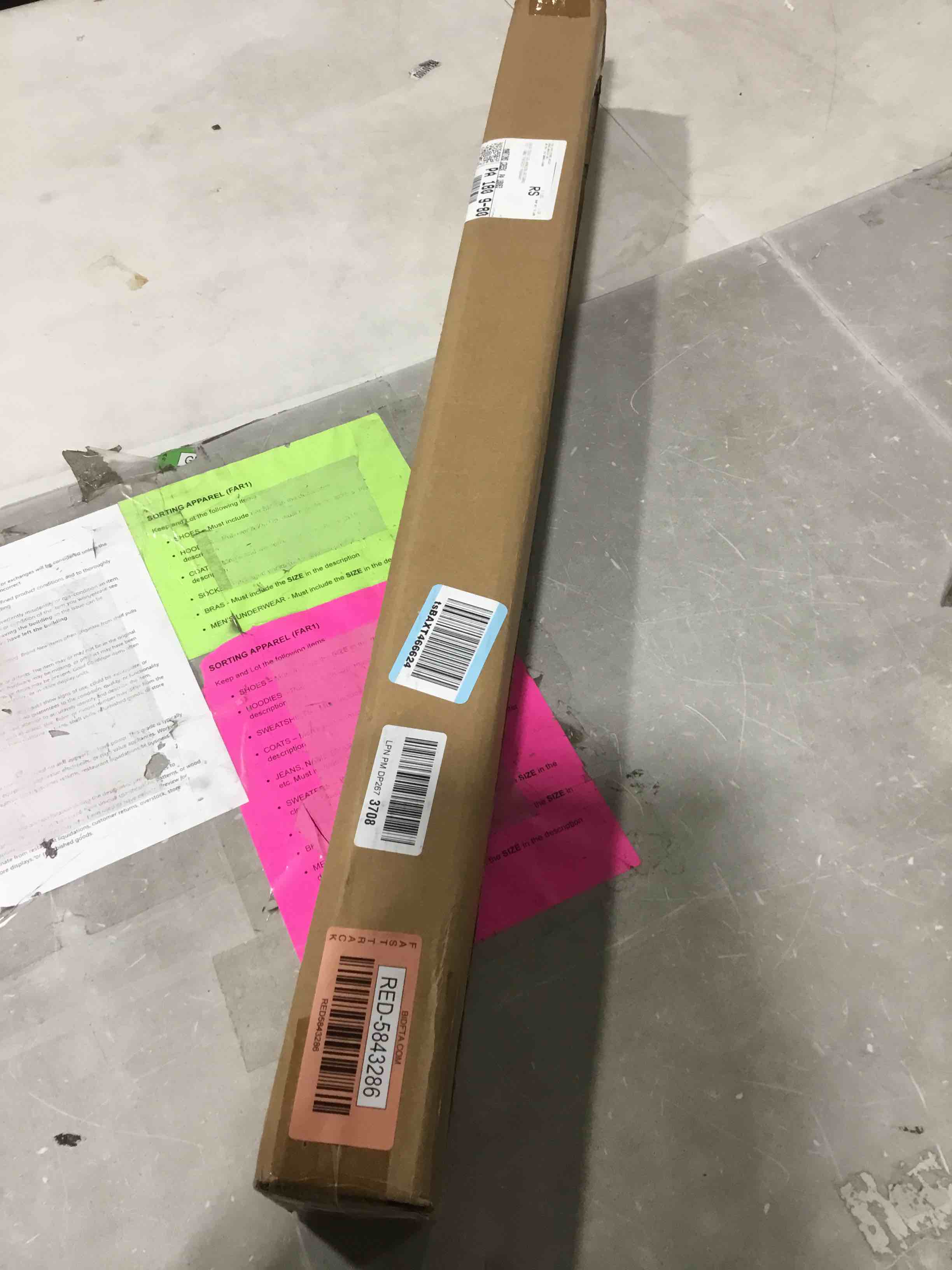 https://s3.amazonaws.com/lotting-images-prod/bidfta/RED5843286_1742222856307.jpeg