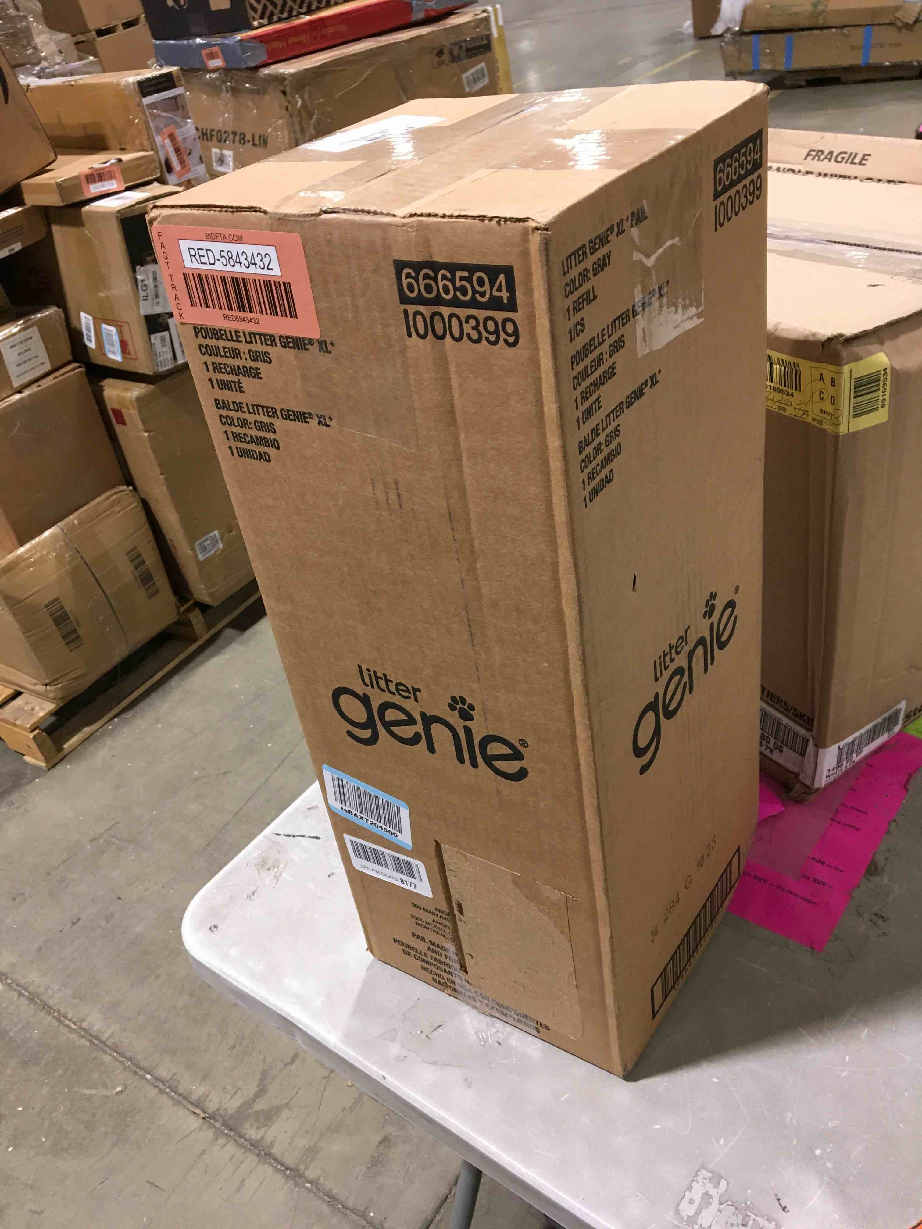 https://s3.amazonaws.com/lotting-images-prod/bidfta/RED5843432_1742386136775.jpeg