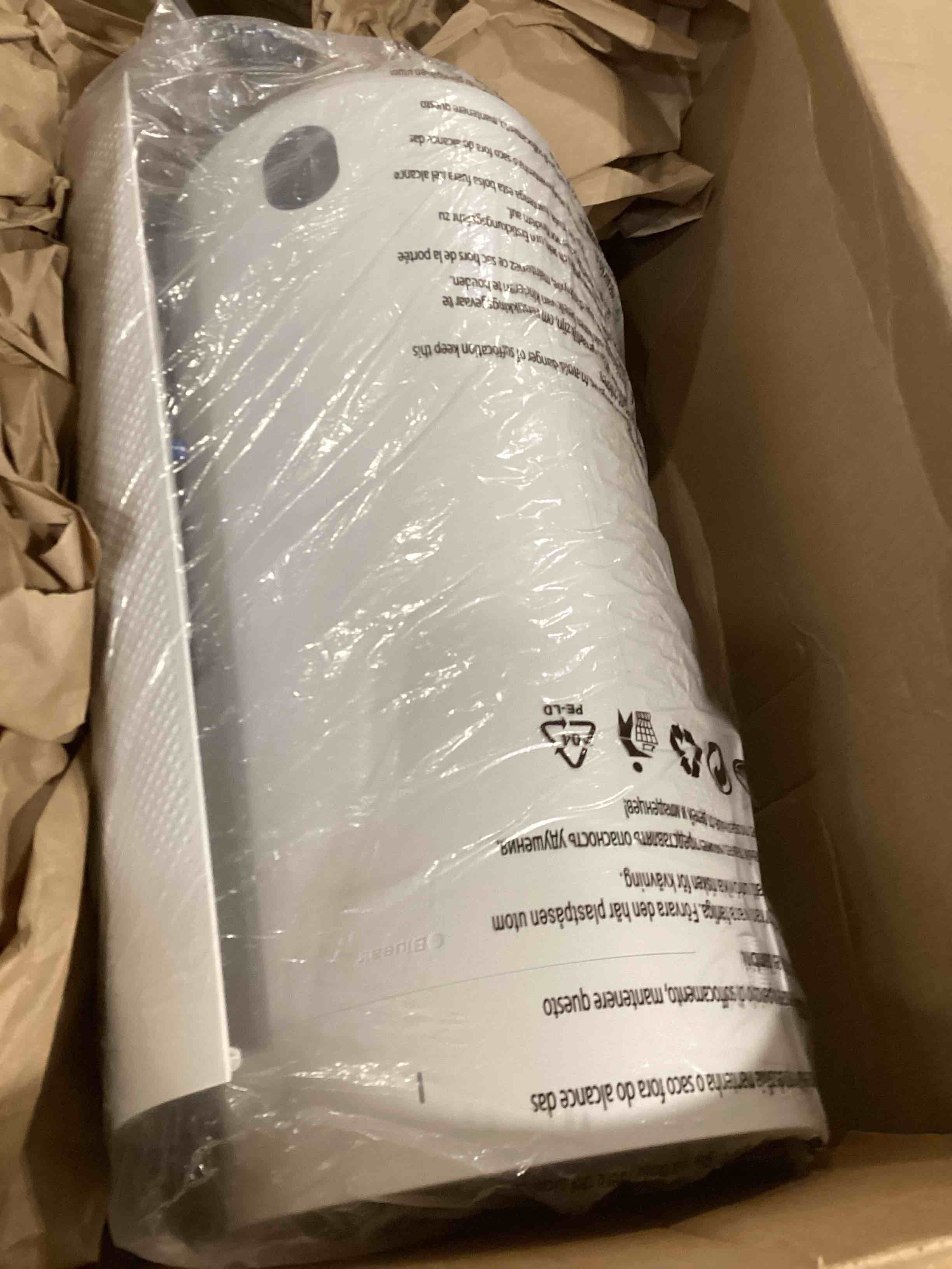 https://s3.amazonaws.com/lotting-images-prod/bidfta/RED5844666_1741359910414.jpeg