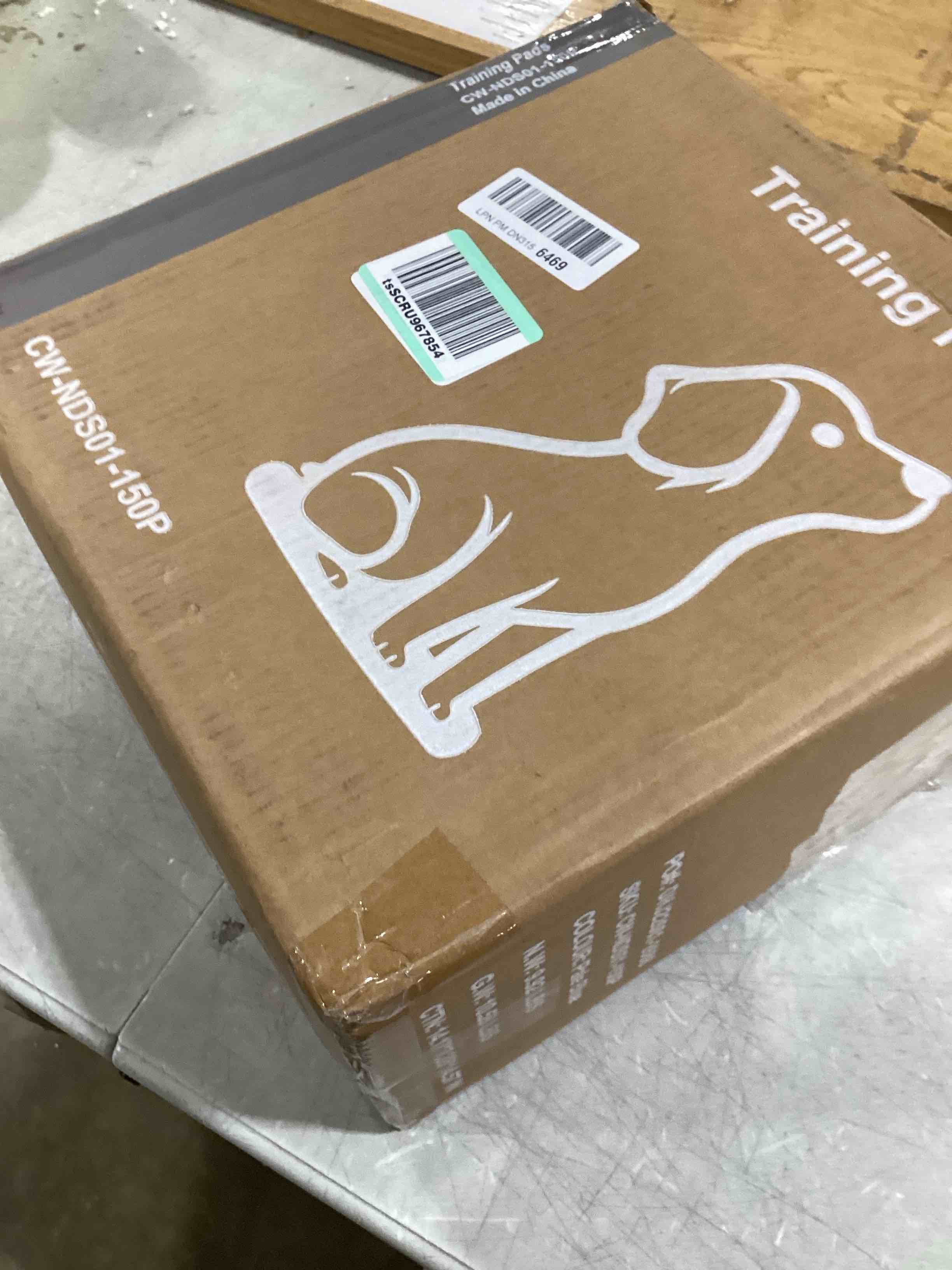 https://s3.amazonaws.com/lotting-images-prod/bidfta/RED5845297_1742492361772.jpeg