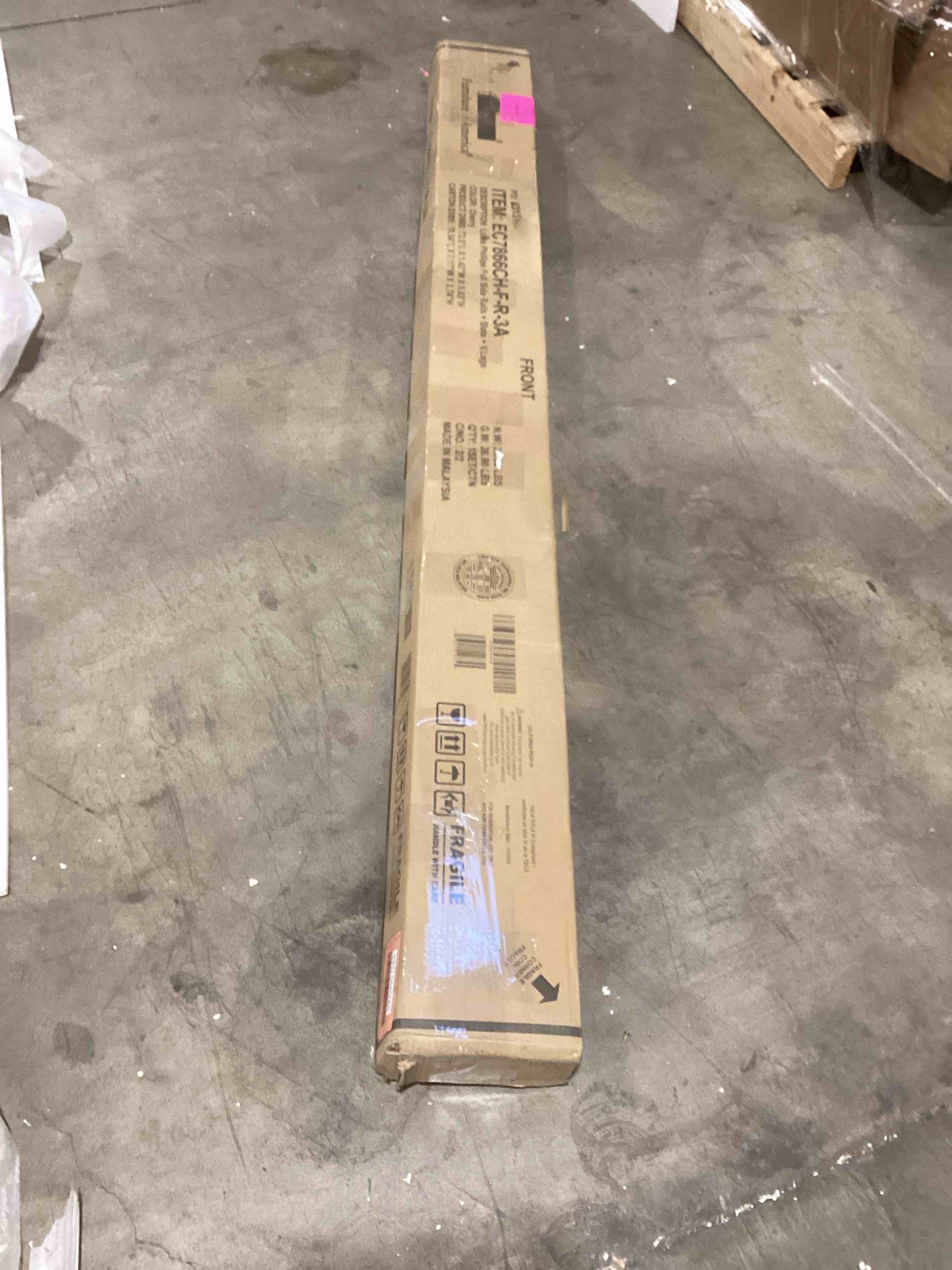 https://s3.amazonaws.com/lotting-images-prod/bidfta/RED5845565_1743075189104.jpeg