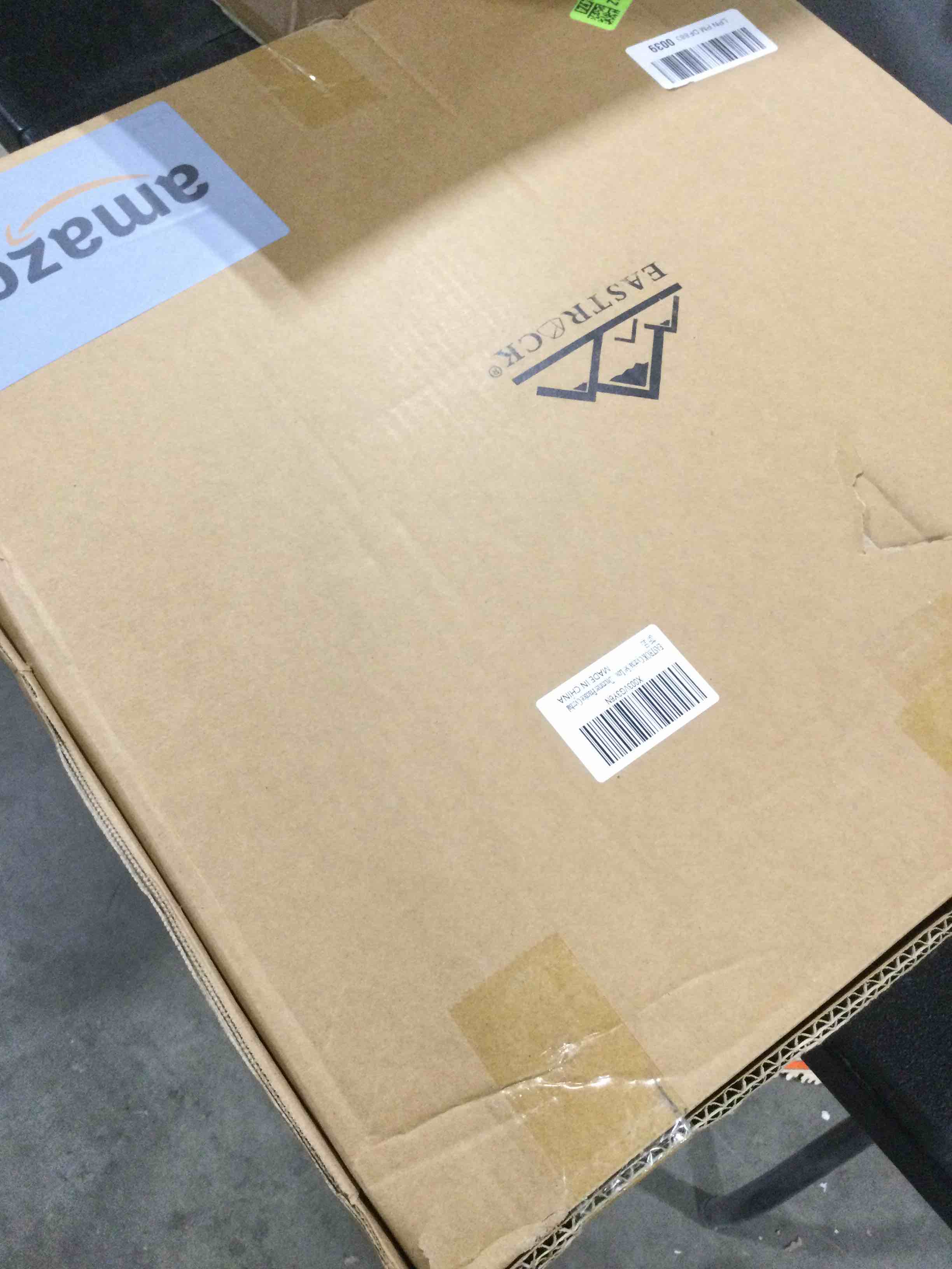 https://s3.amazonaws.com/lotting-images-prod/bidfta/RED5845982_1741268996075.jpeg