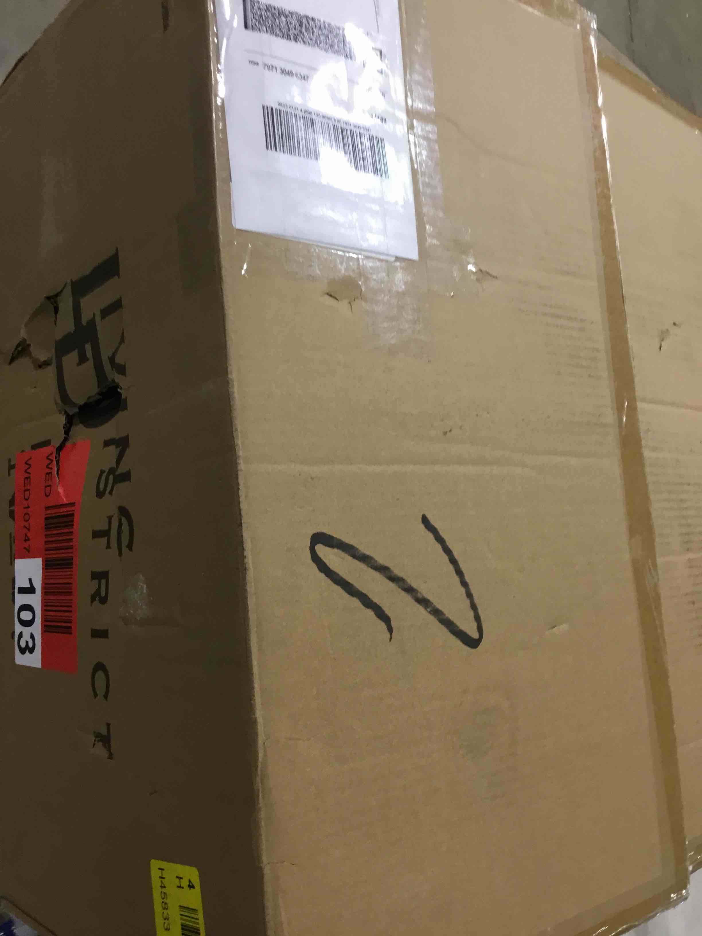 https://s3.amazonaws.com/lotting-images-prod/bidfta/RED5845994_1741271408273.jpeg