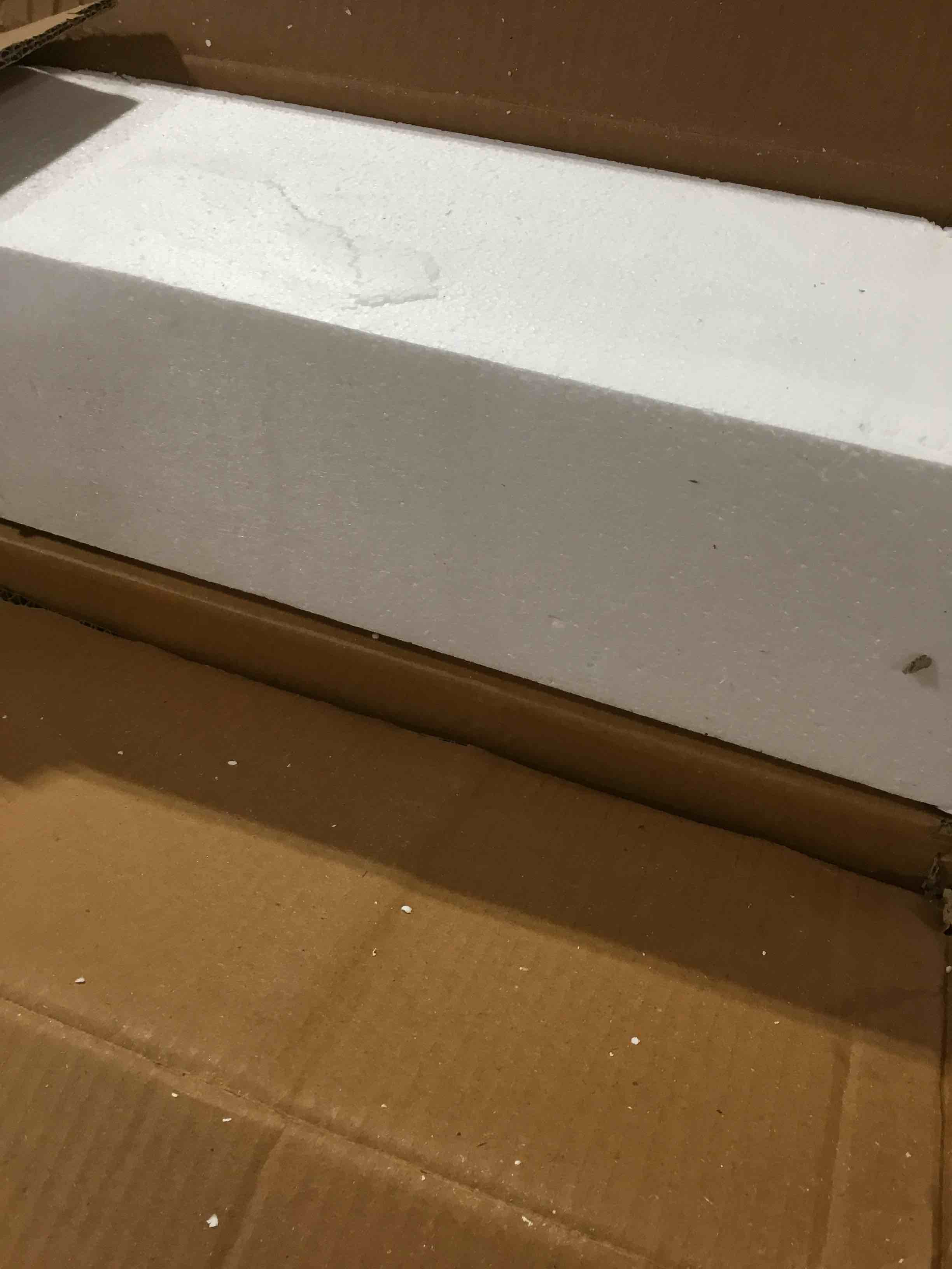 https://s3.amazonaws.com/lotting-images-prod/bidfta/RED5845996_1741271732991.jpeg