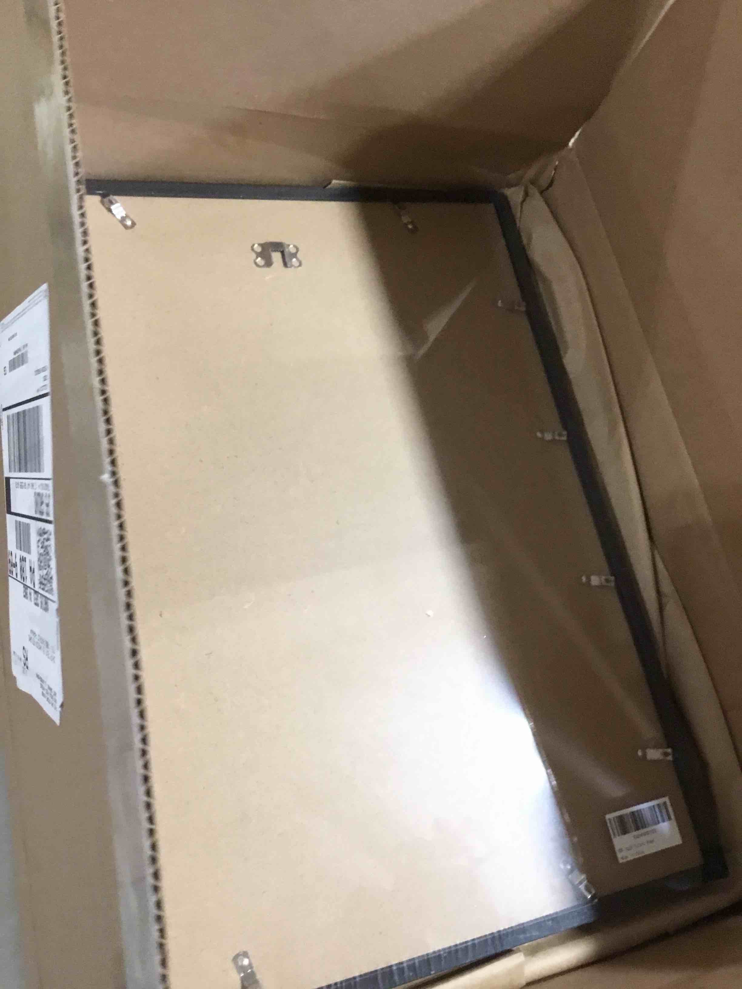 https://s3.amazonaws.com/lotting-images-prod/bidfta/RED5846492_1741633843646.jpeg