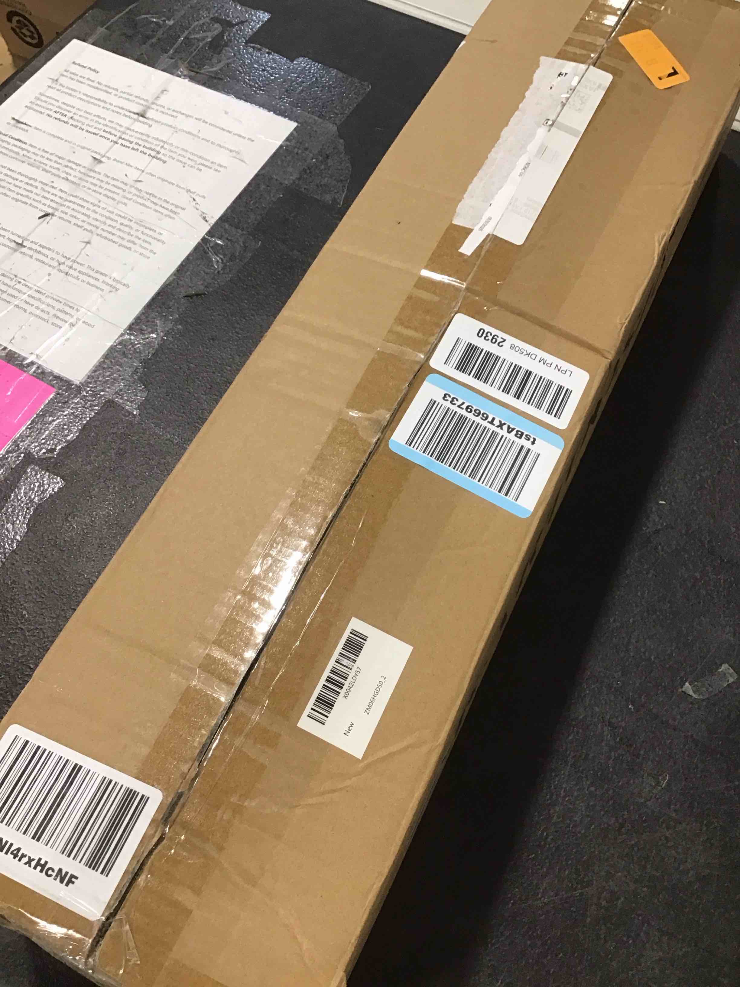 https://s3.amazonaws.com/lotting-images-prod/bidfta/RED5846607_1741699828552.jpeg