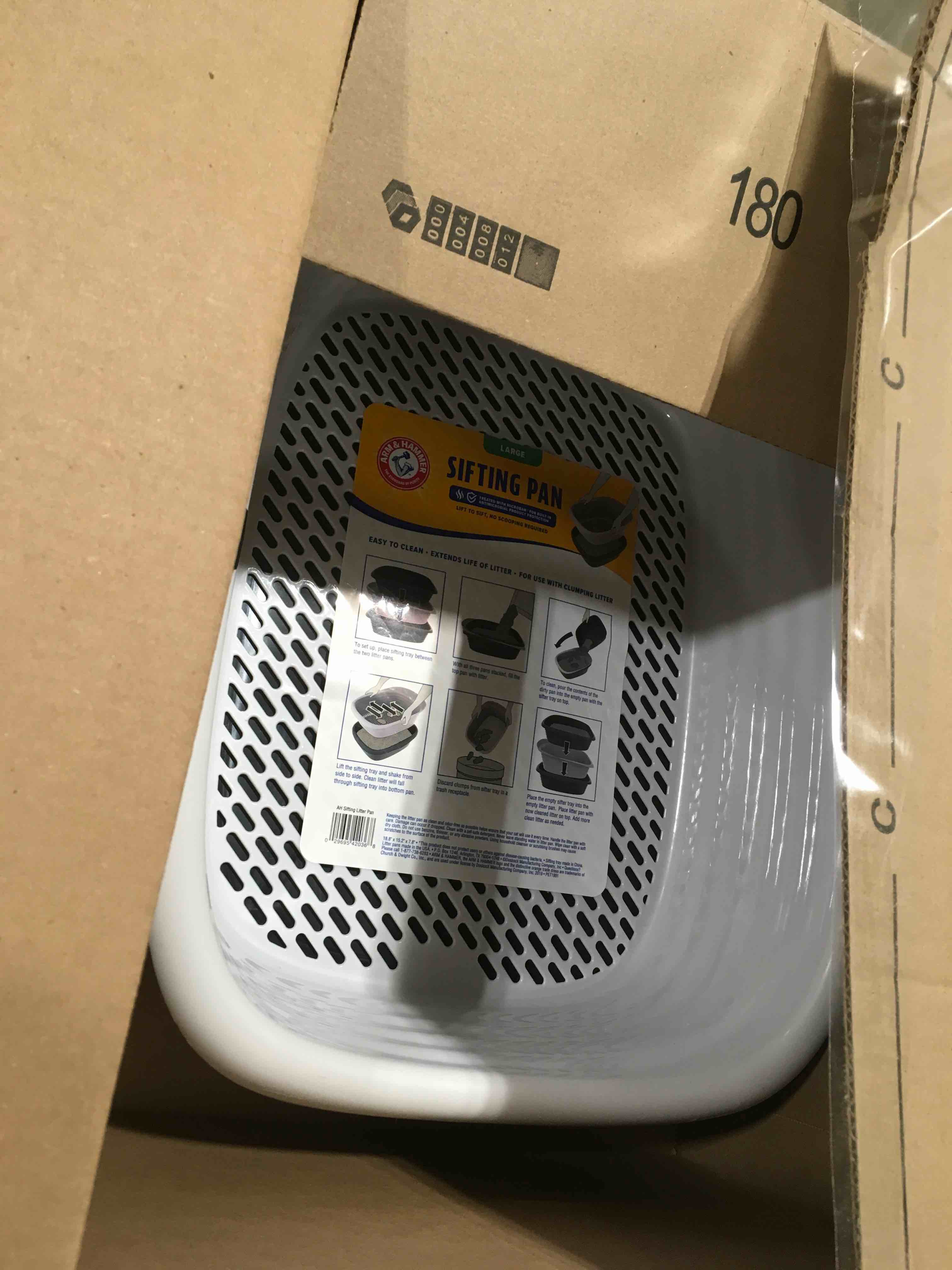 https://s3.amazonaws.com/lotting-images-prod/bidfta/RED5847219_1742213361356.jpeg