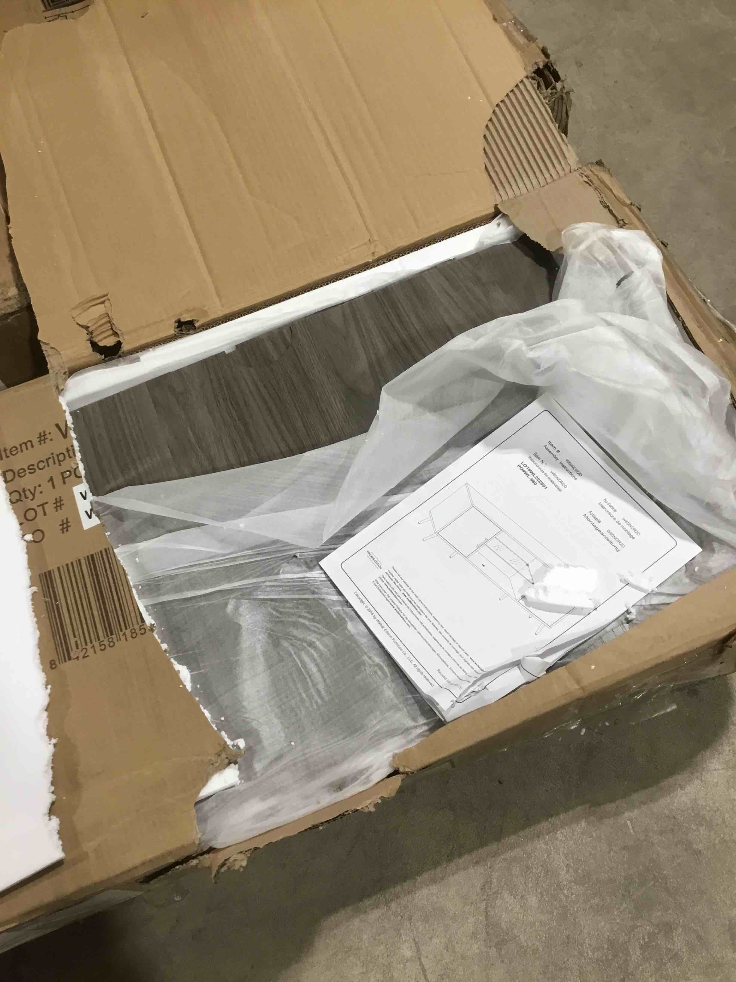 https://s3.amazonaws.com/lotting-images-prod/bidfta/RED5847934_1742555893342.jpeg