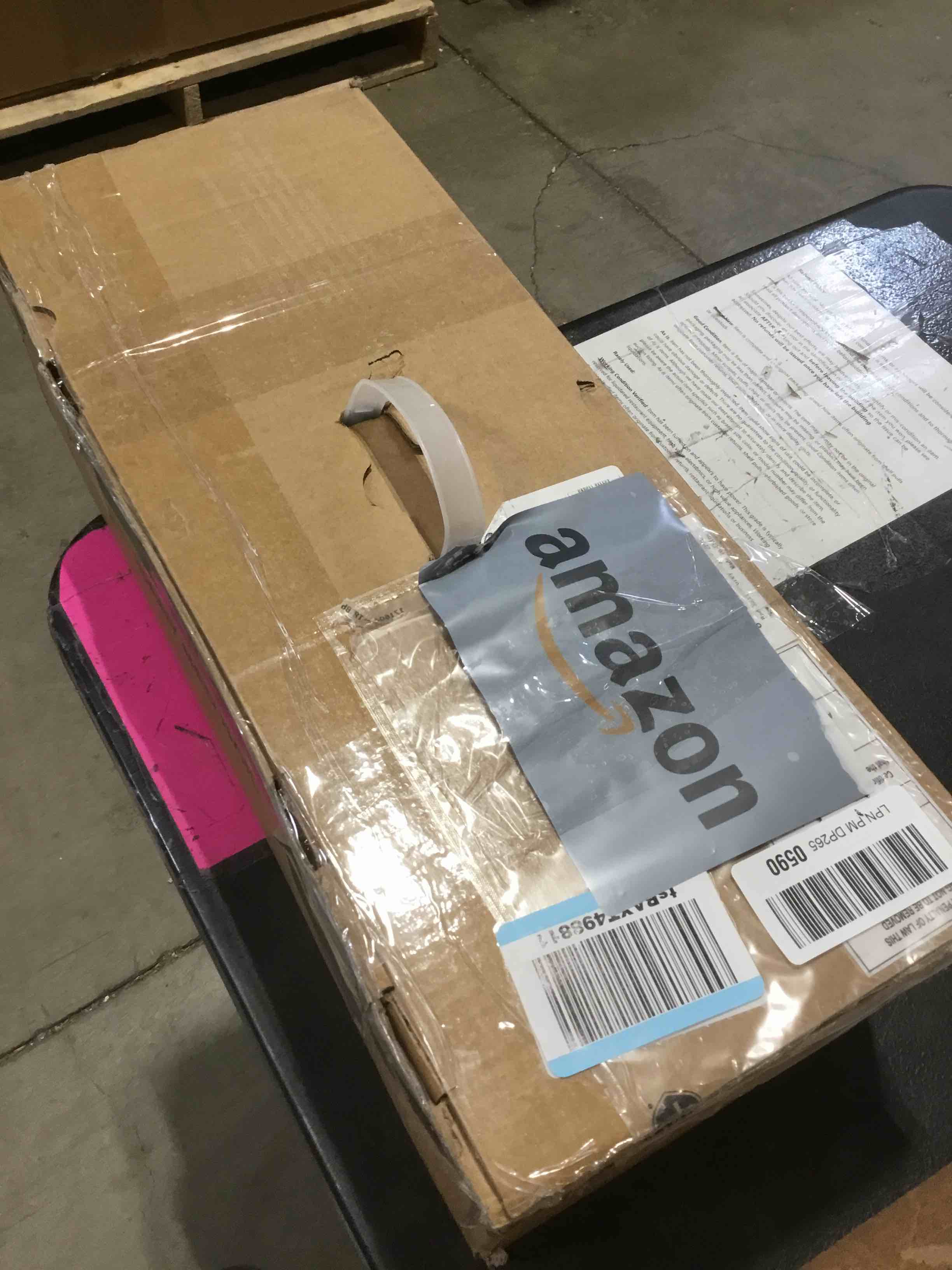 https://s3.amazonaws.com/lotting-images-prod/bidfta/RED5847997_1742570103972.jpeg