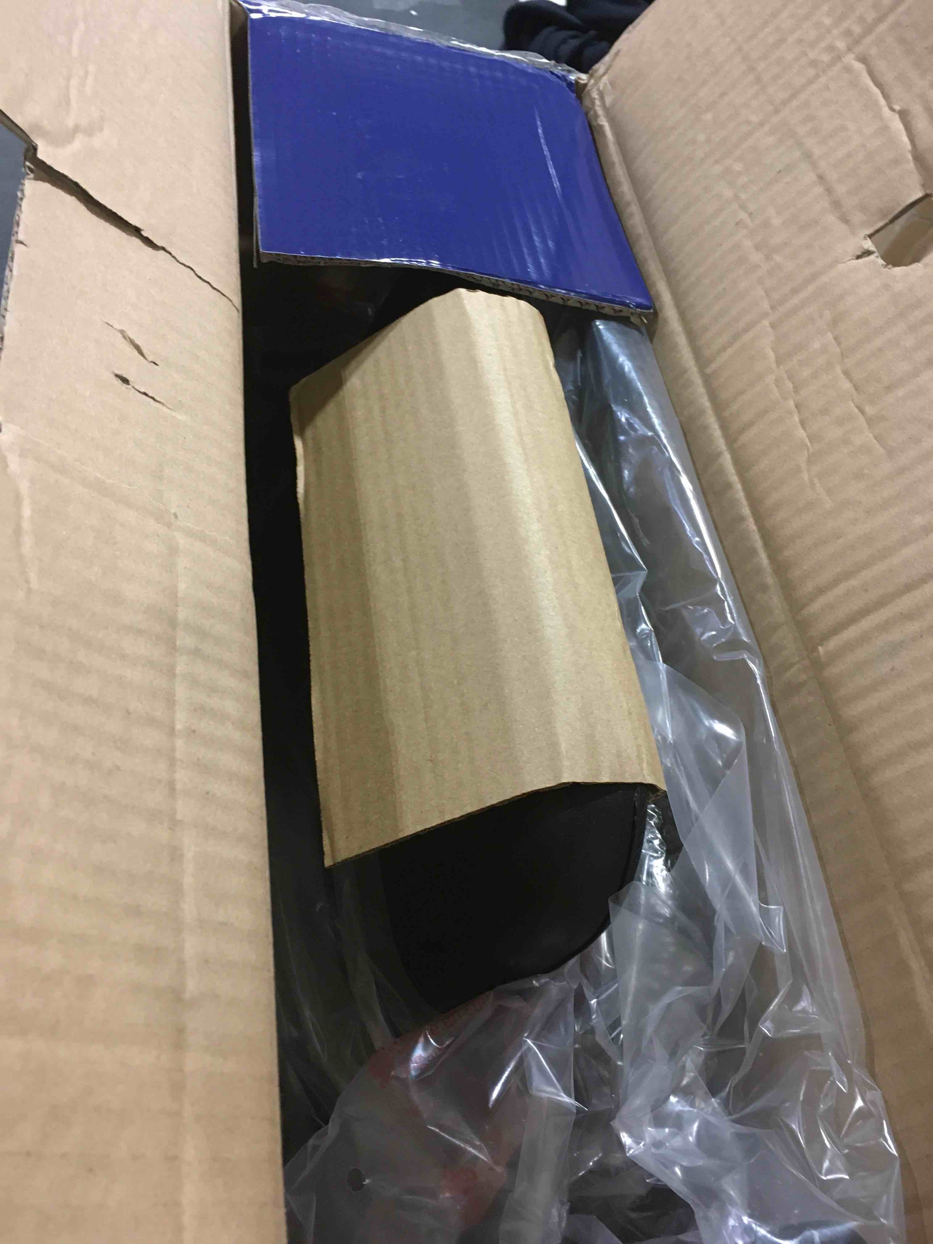 https://s3.amazonaws.com/lotting-images-prod/bidfta/RED5848791_1742997312858.jpeg