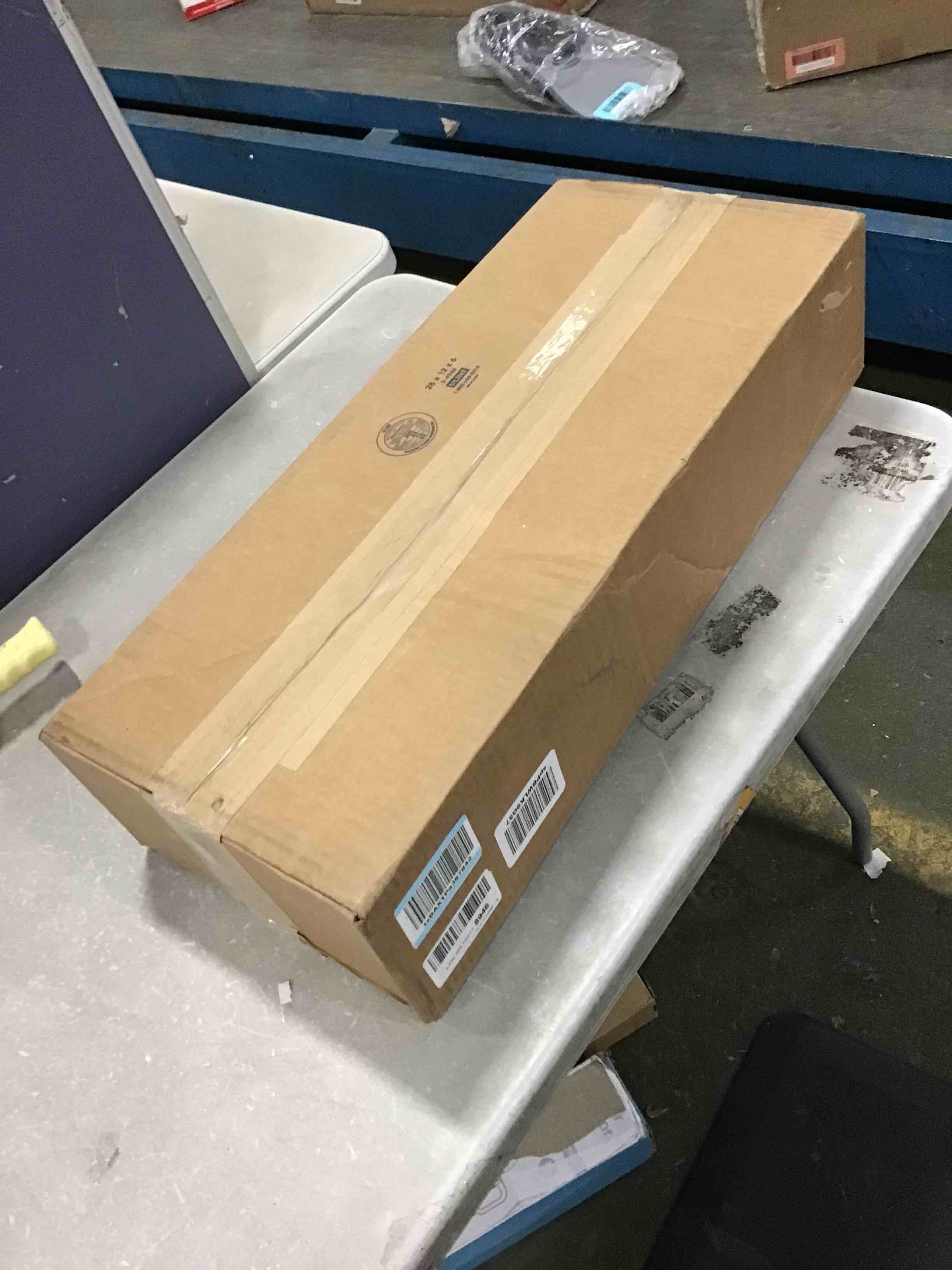 https://s3.amazonaws.com/lotting-images-prod/bidfta/RED5848997_1705500495875.jpeg