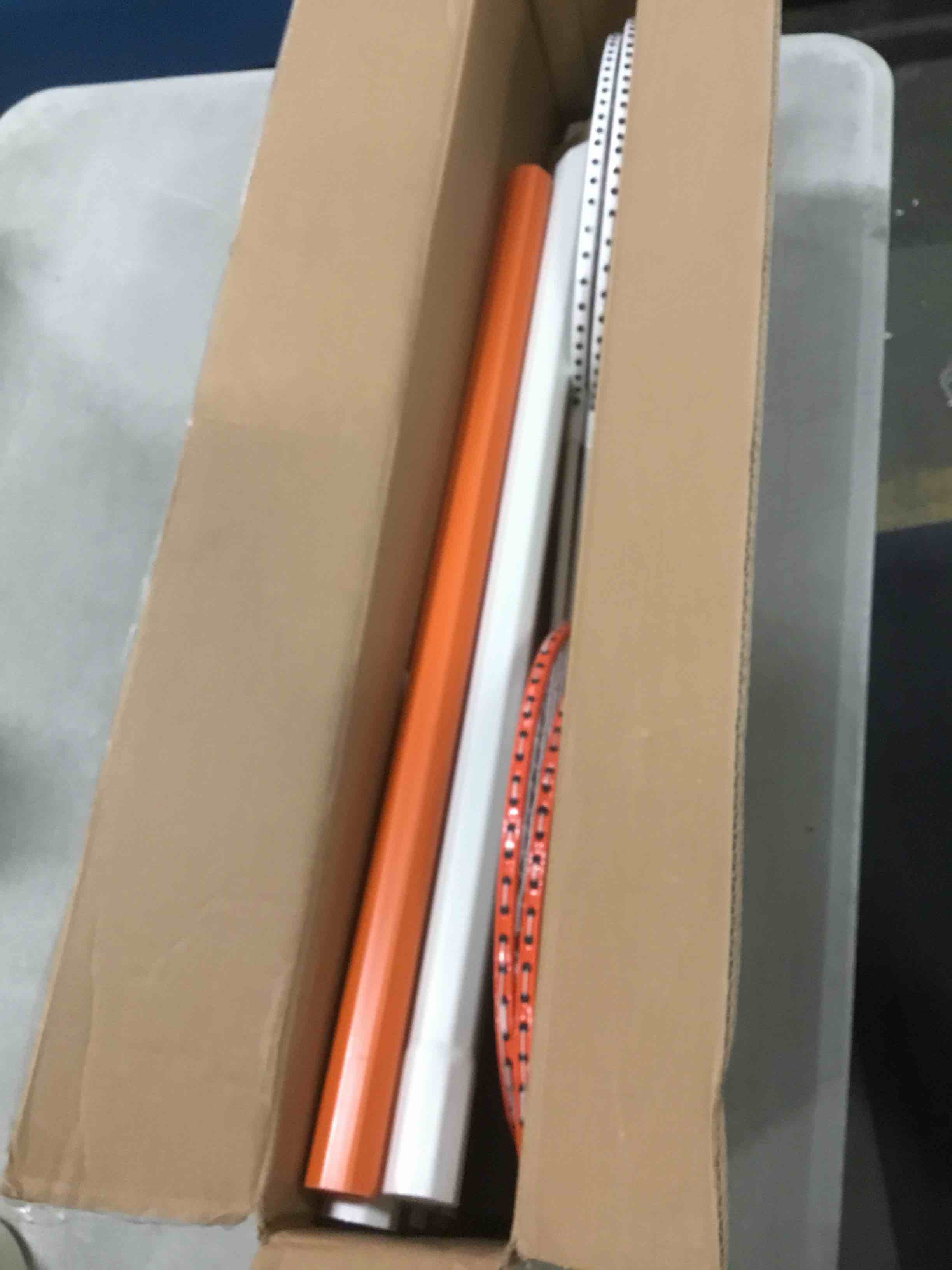 https://s3.amazonaws.com/lotting-images-prod/bidfta/RED5850028_1706043581607.jpeg