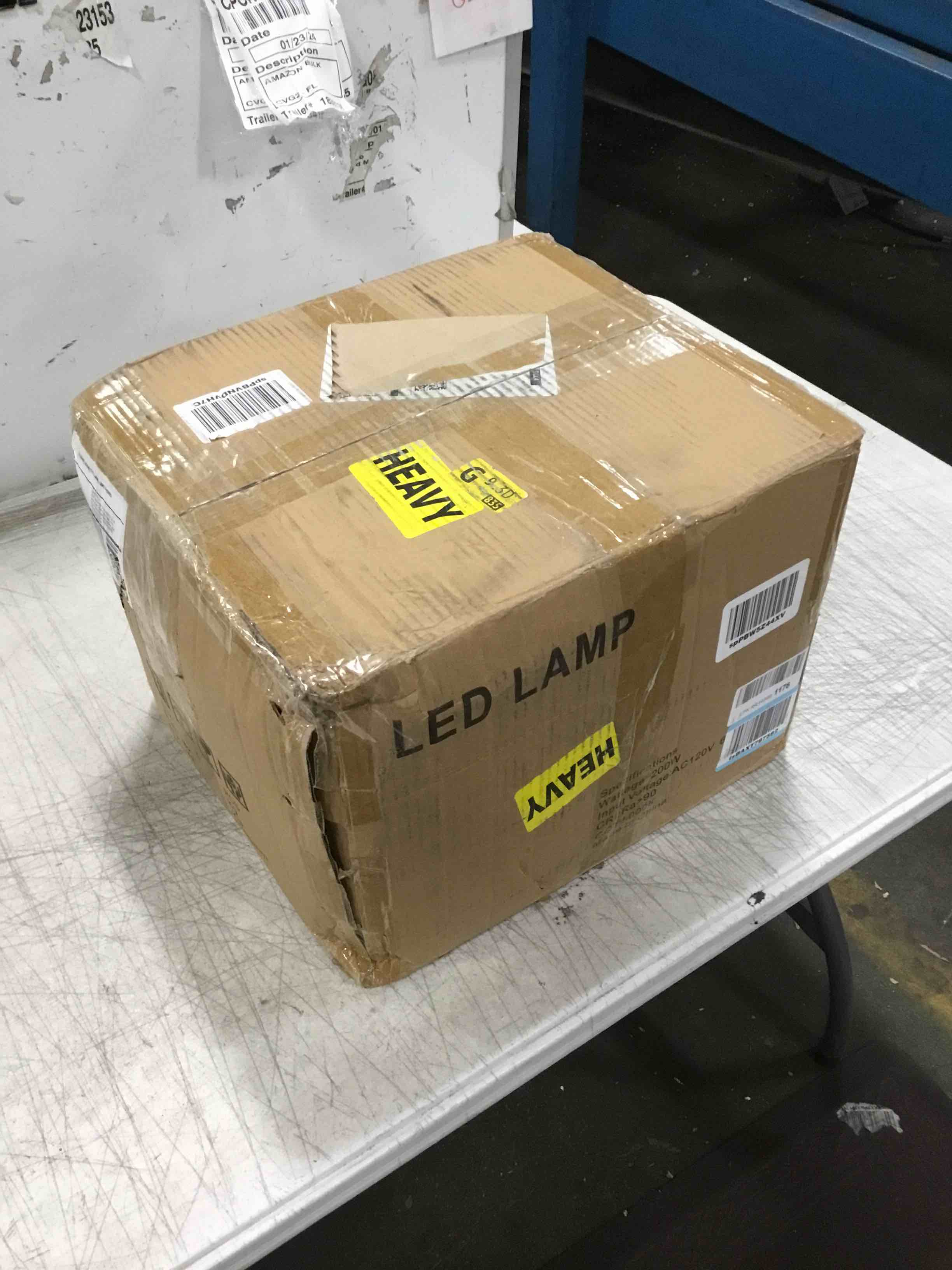 https://s3.amazonaws.com/lotting-images-prod/bidfta/RED5850438_1706208162187.jpeg