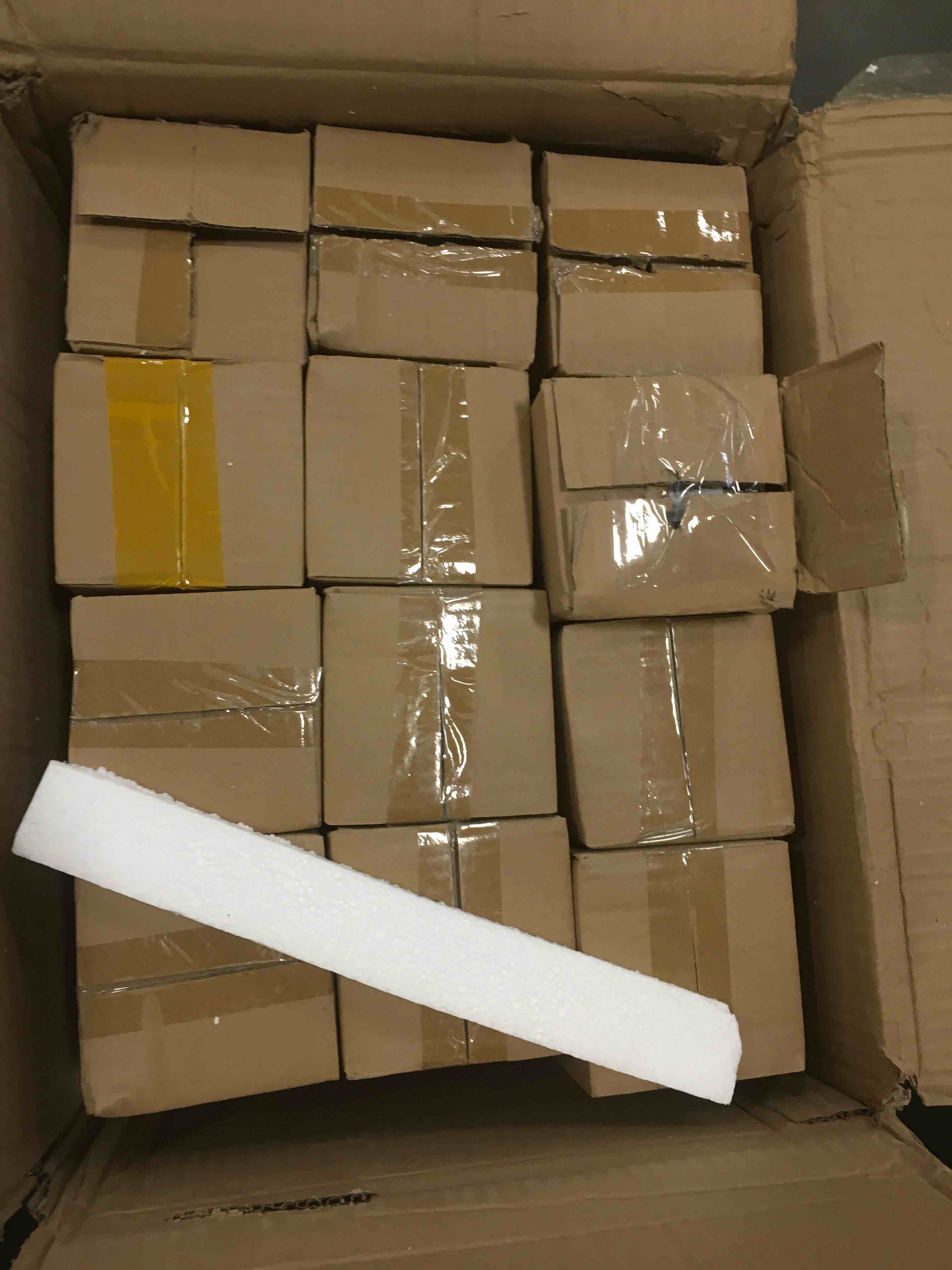 https://s3.amazonaws.com/lotting-images-prod/bidfta/RED5850912_1705683527438.jpeg