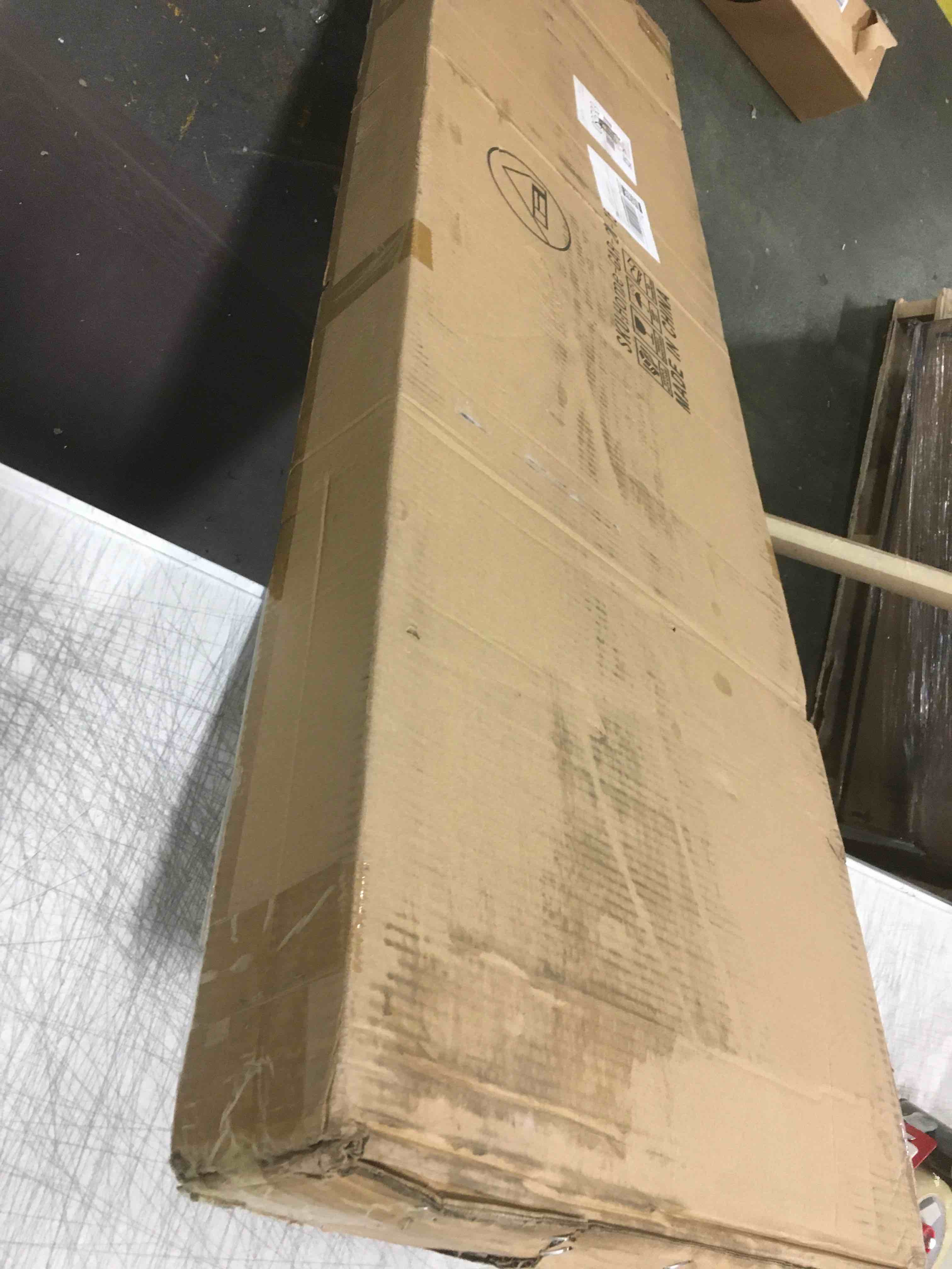 https://s3.amazonaws.com/lotting-images-prod/bidfta/RED5851323_1705933459768.jpeg
