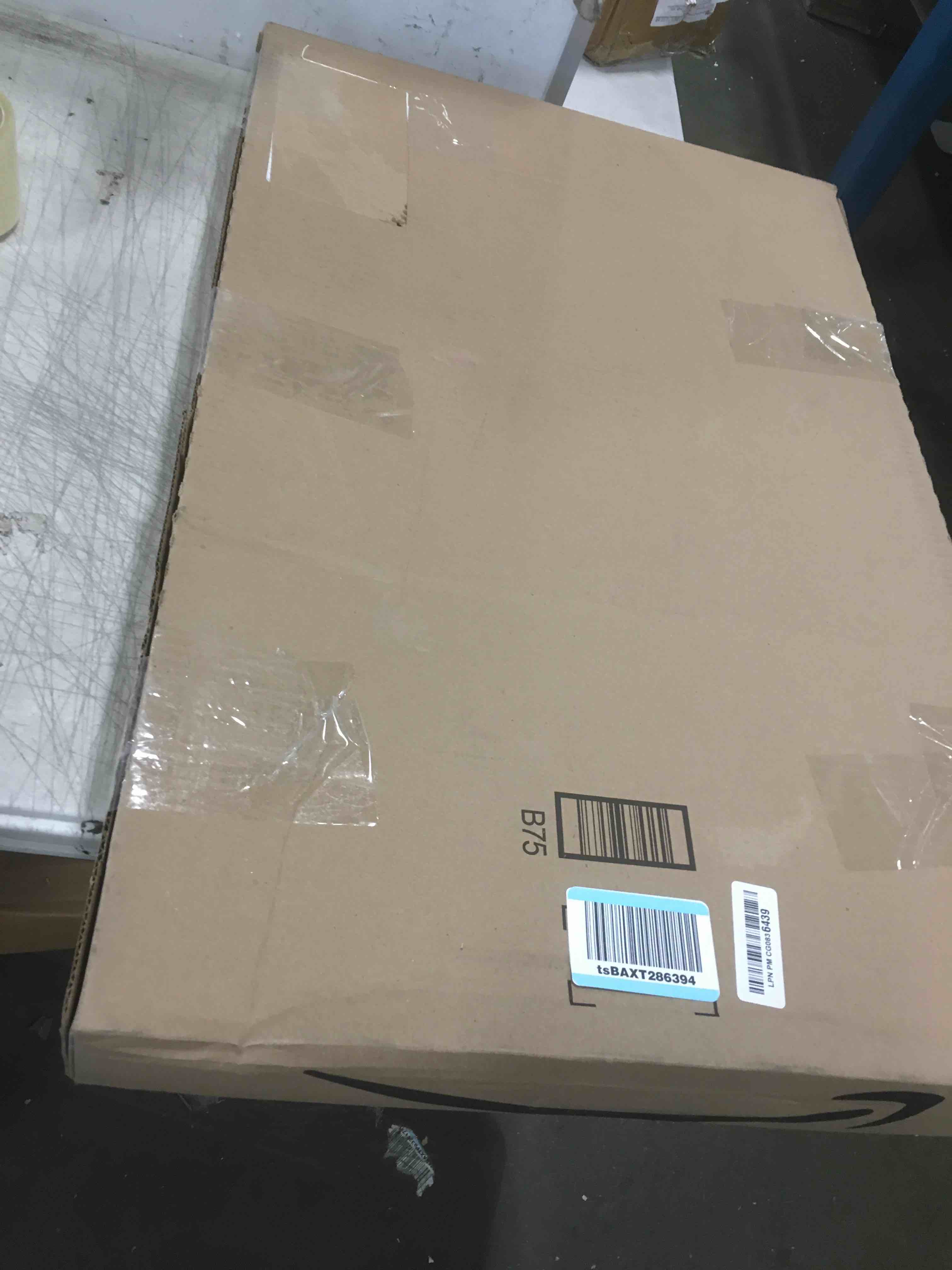 https://s3.amazonaws.com/lotting-images-prod/bidfta/RED5851441_1705951413950.jpeg