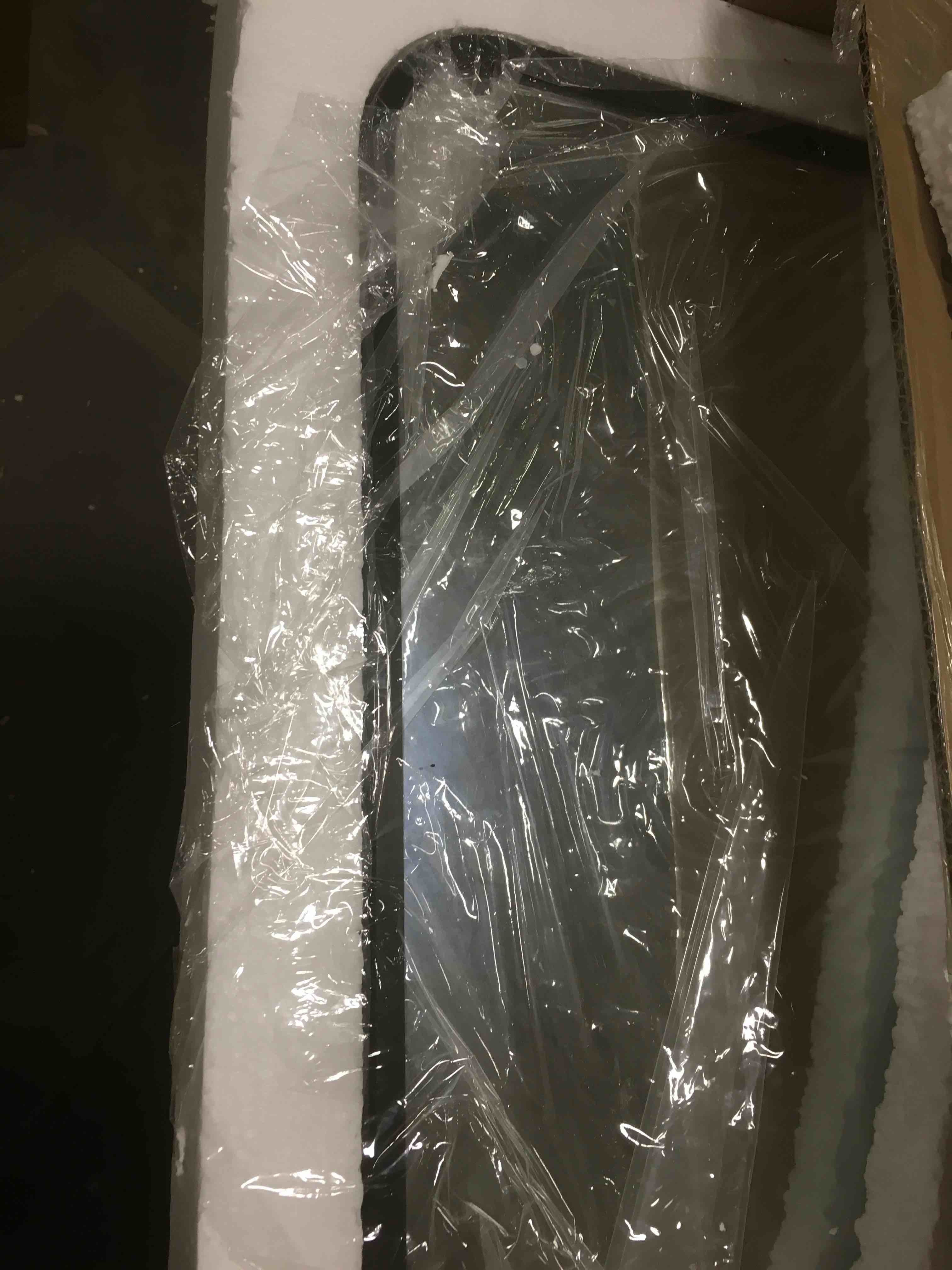 https://s3.amazonaws.com/lotting-images-prod/bidfta/RED5851525_1706016417203.jpeg
