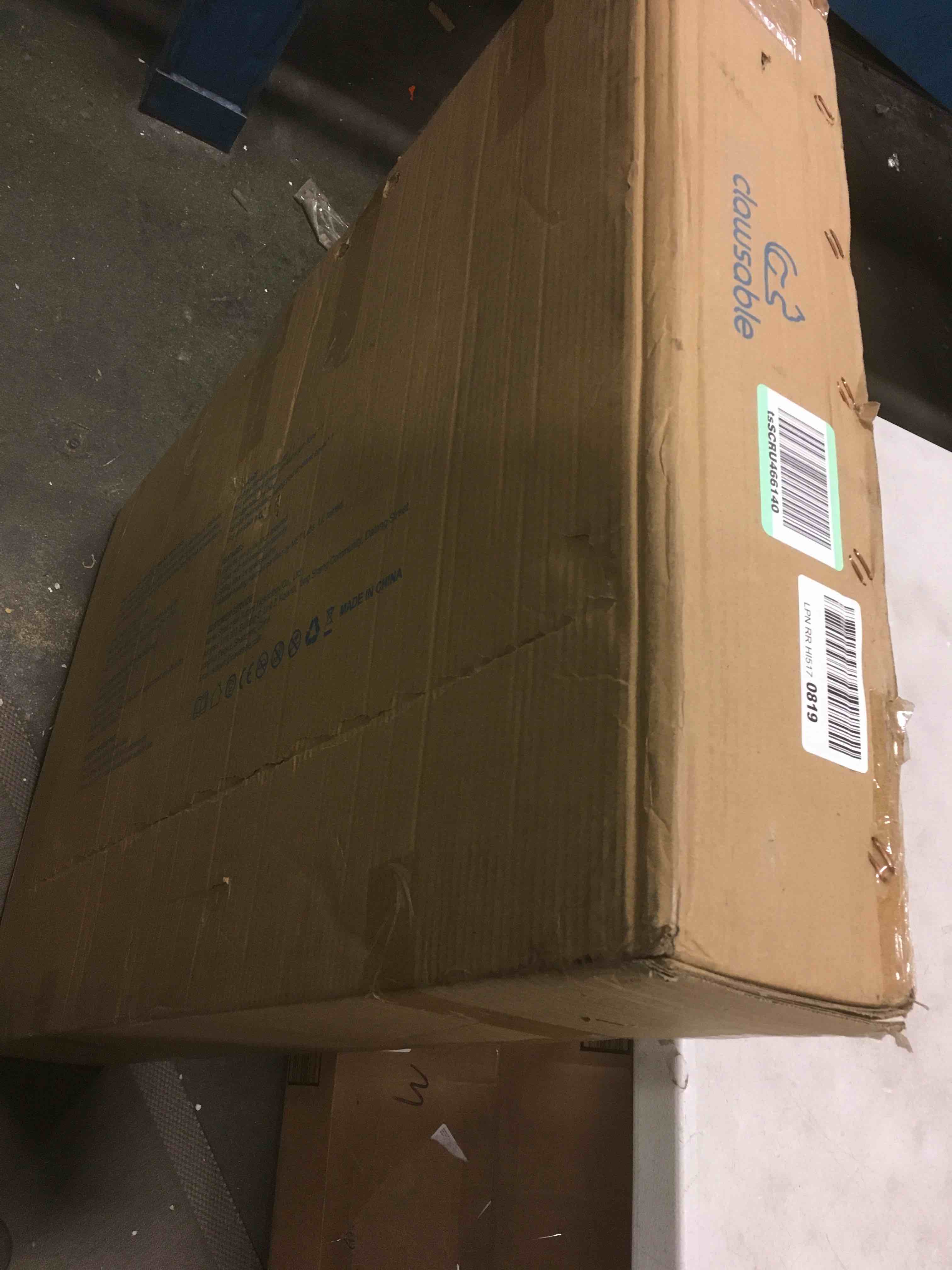 https://s3.amazonaws.com/lotting-images-prod/bidfta/RED5851589_1706023647081.jpeg