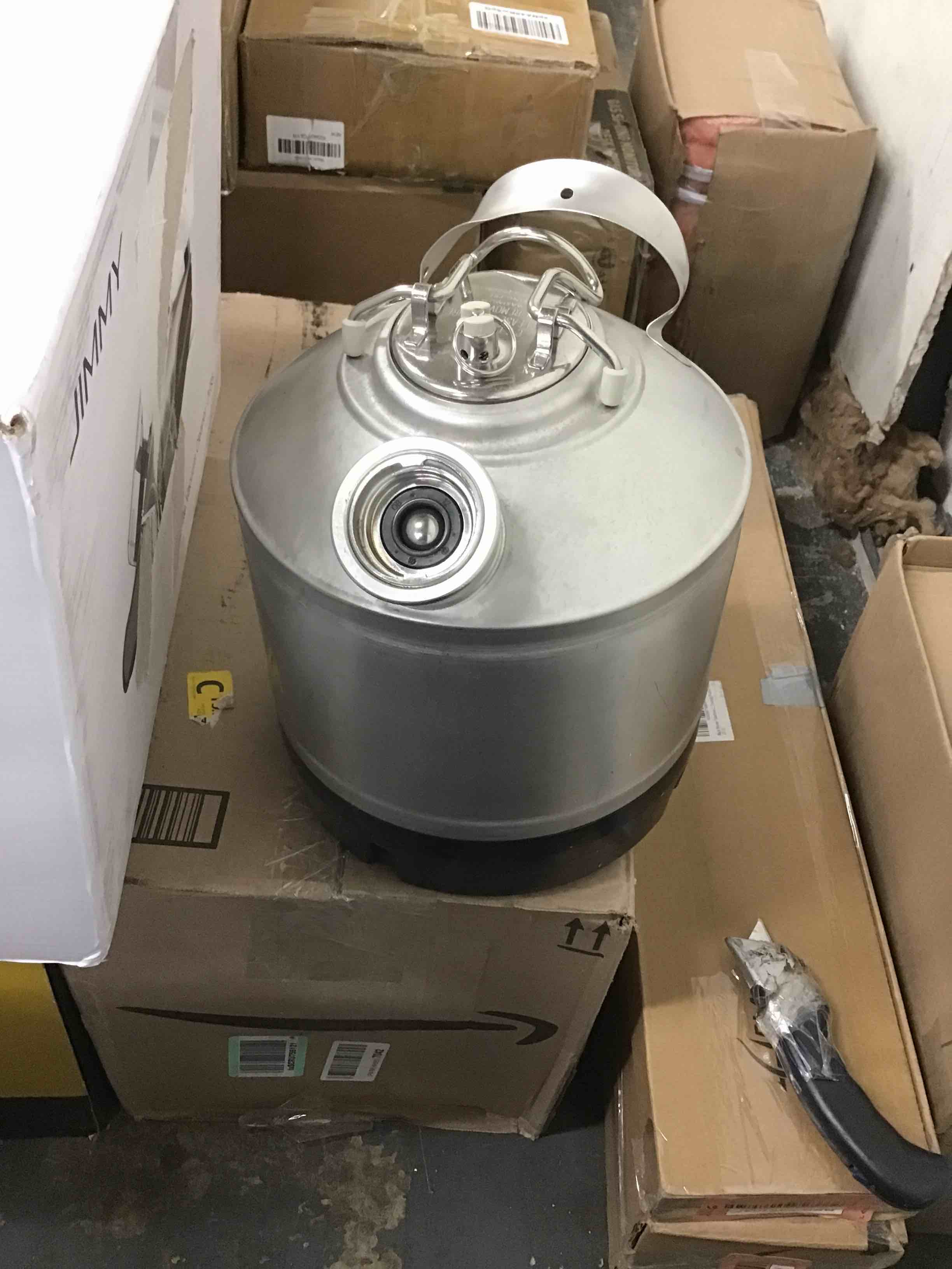 https://s3.amazonaws.com/lotting-images-prod/bidfta/RED5854042_1715355095187.jpeg