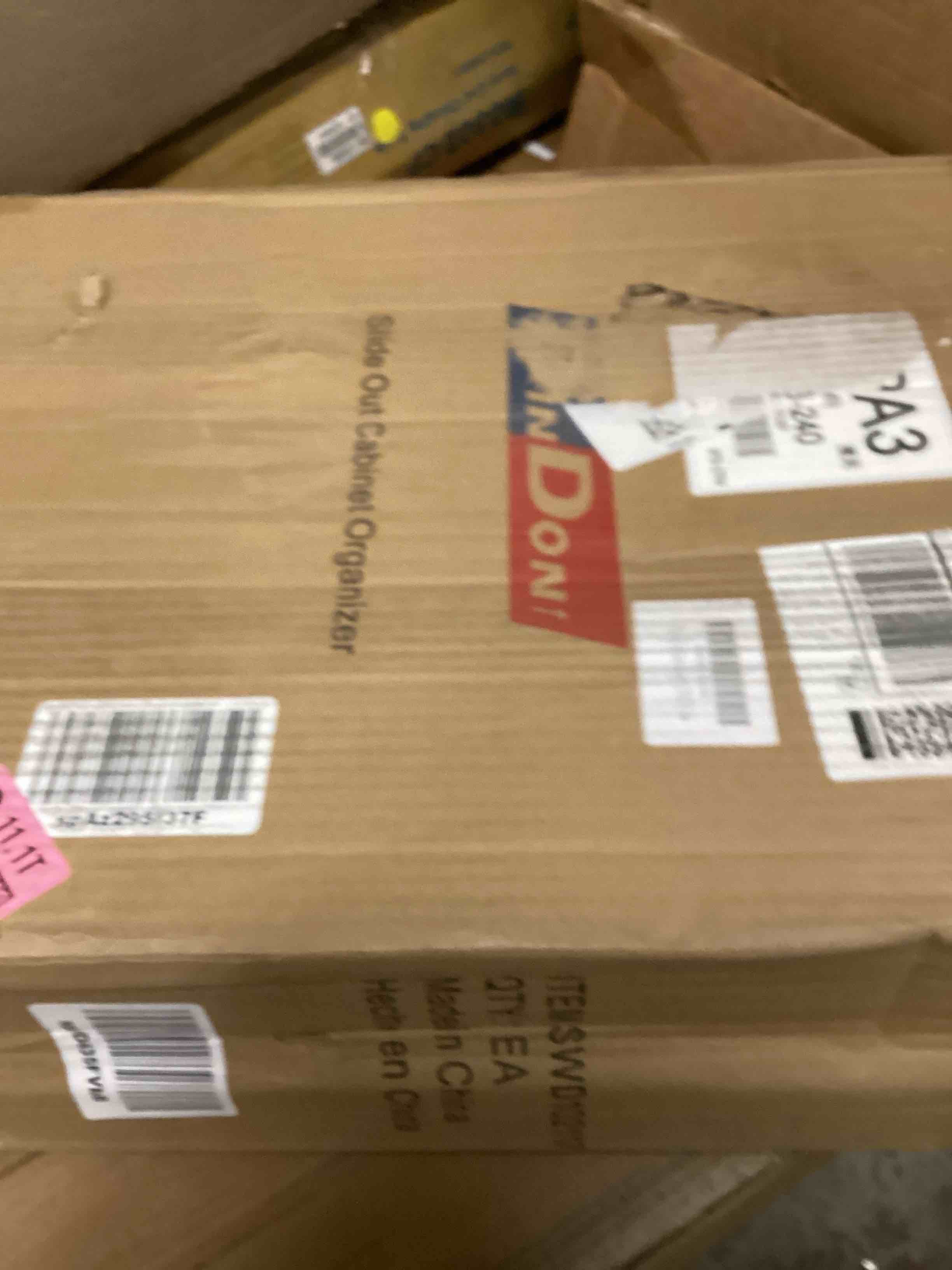 https://s3.amazonaws.com/lotting-images-prod/bidfta/RED5854357_1722598058145.jpeg