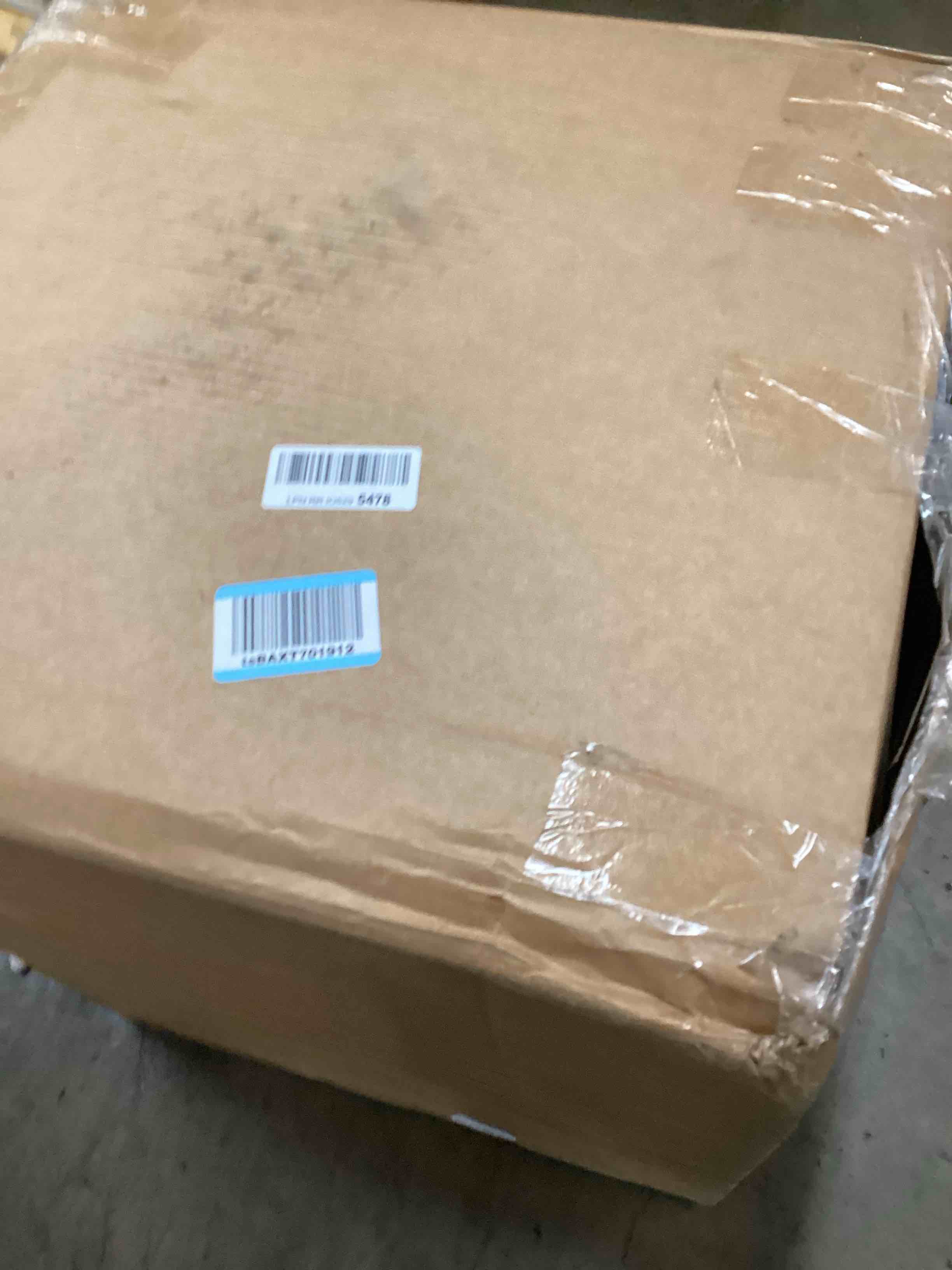 https://s3.amazonaws.com/lotting-images-prod/bidfta/RED5854711_1723490741847.jpeg