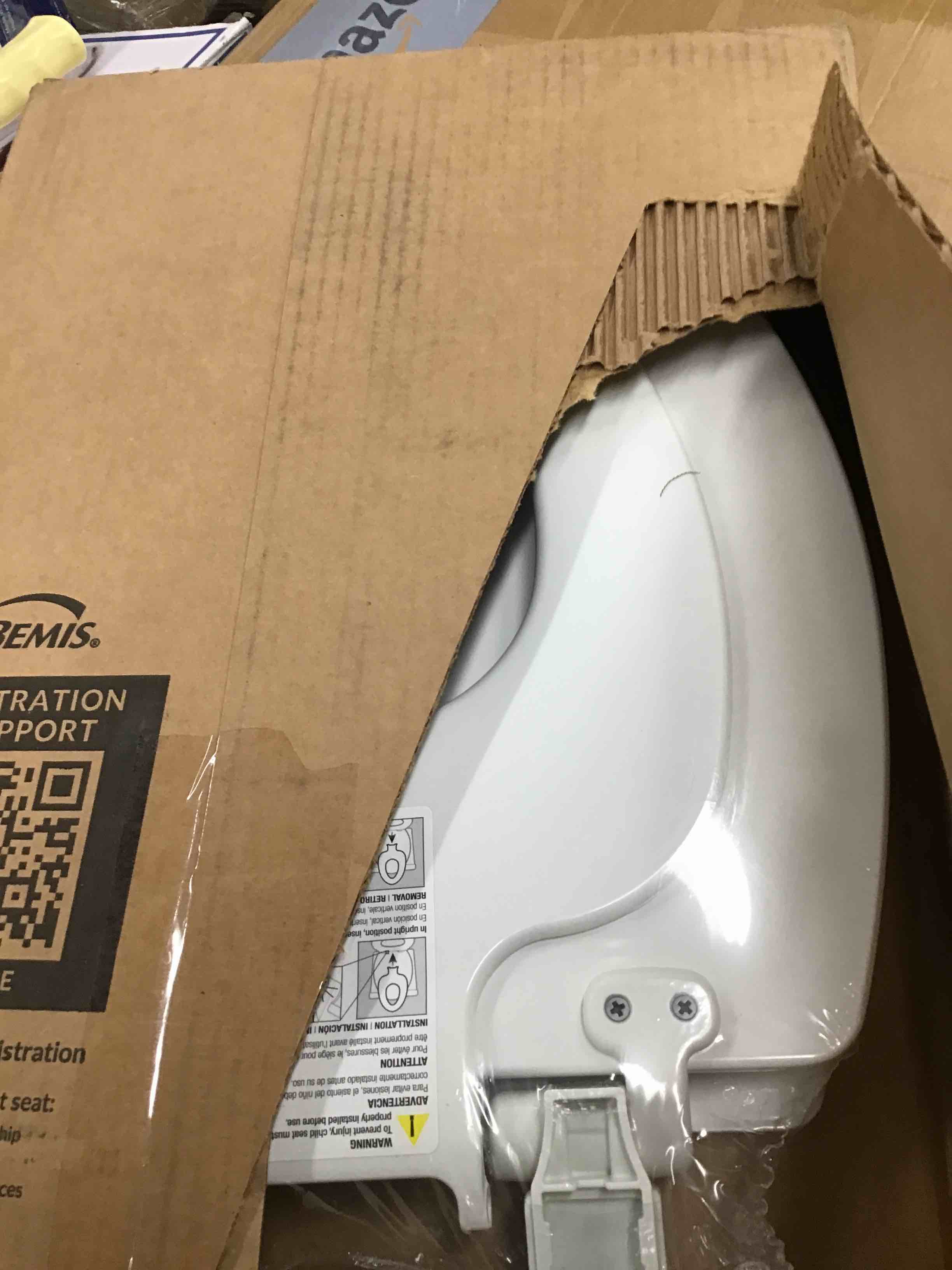 https://s3.amazonaws.com/lotting-images-prod/bidfta/RED5855331_1720210172858.jpeg