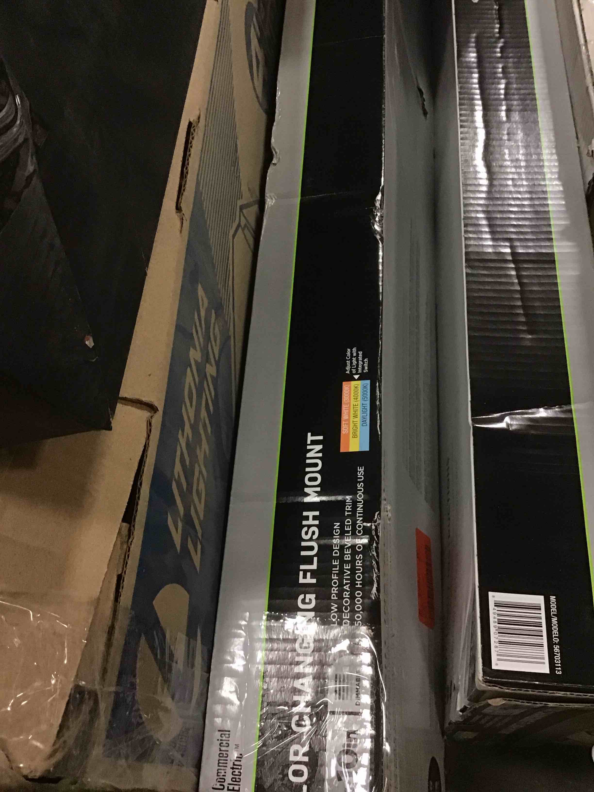 https://s3.amazonaws.com/lotting-images-prod/bidfta/RED5858414_1714422376113.jpeg