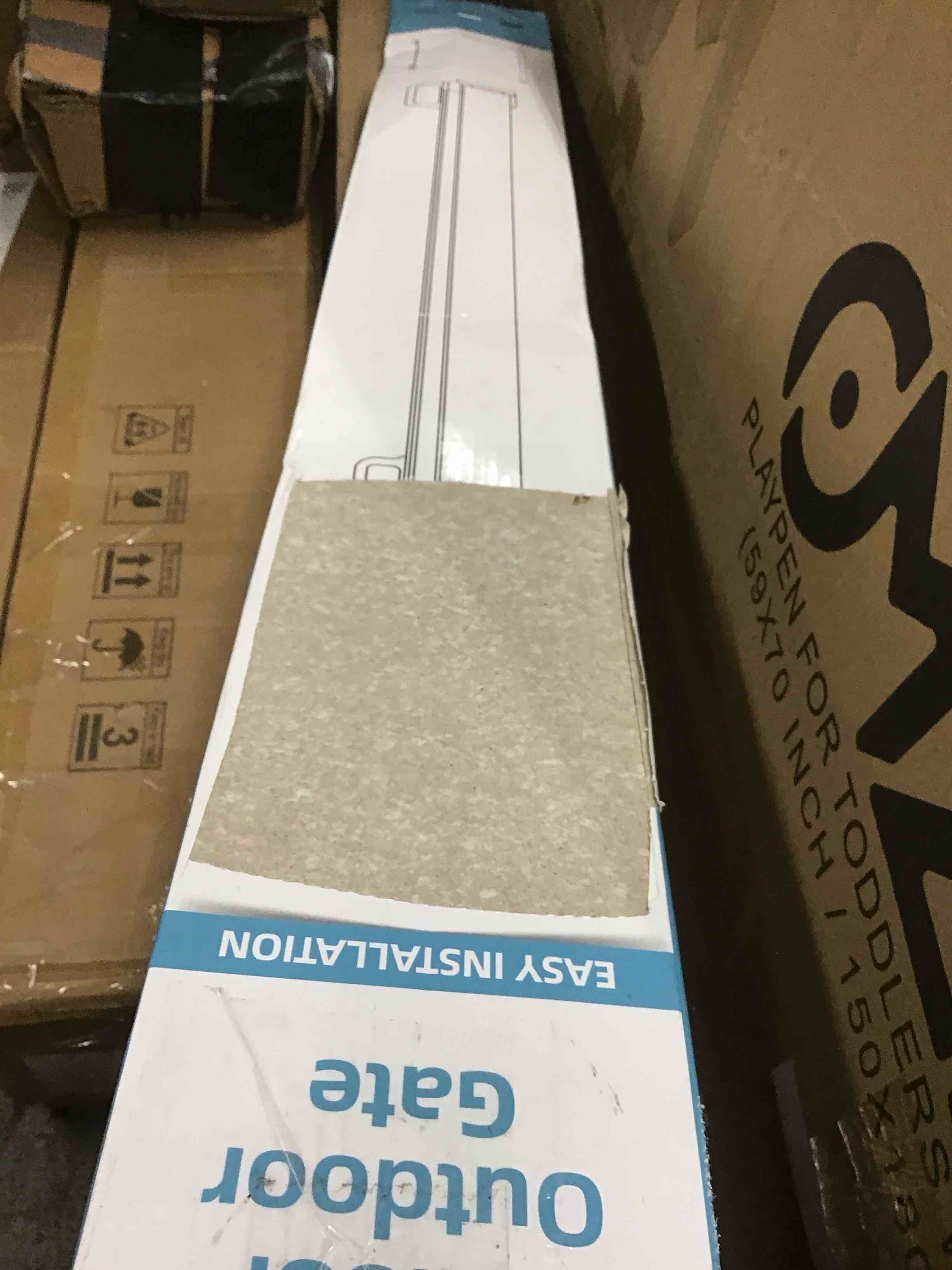 https://s3.amazonaws.com/lotting-images-prod/bidfta/RED5858490_1715095718706.jpeg