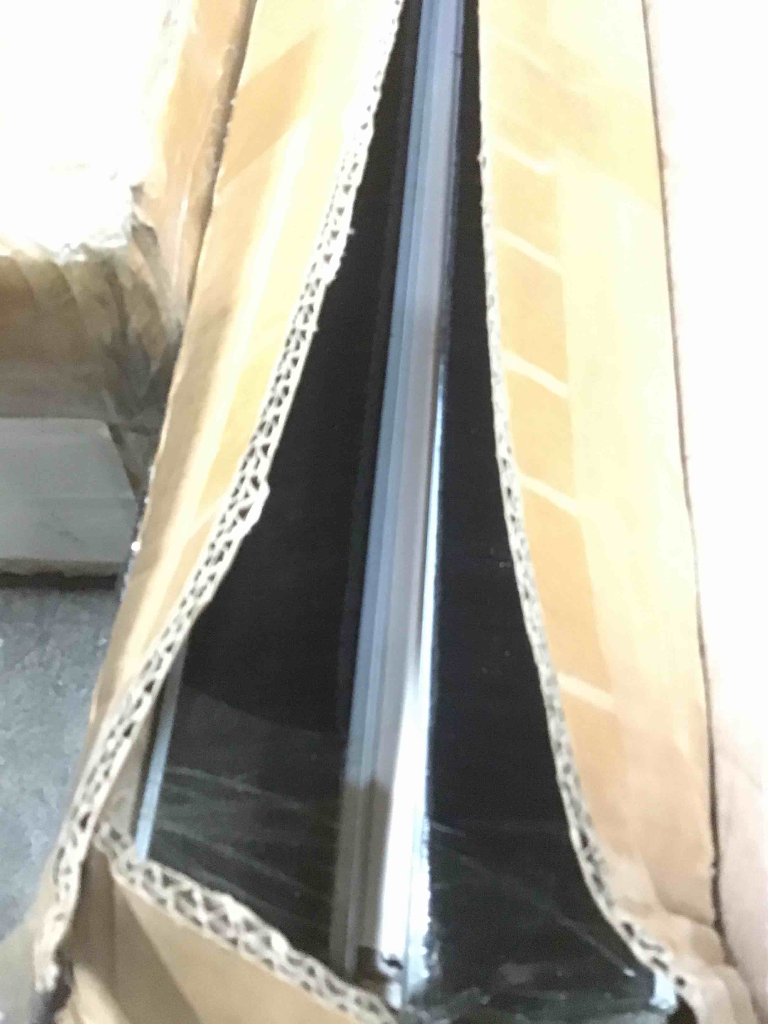 https://s3.amazonaws.com/lotting-images-prod/bidfta/RED5858492_1715095857114.jpeg