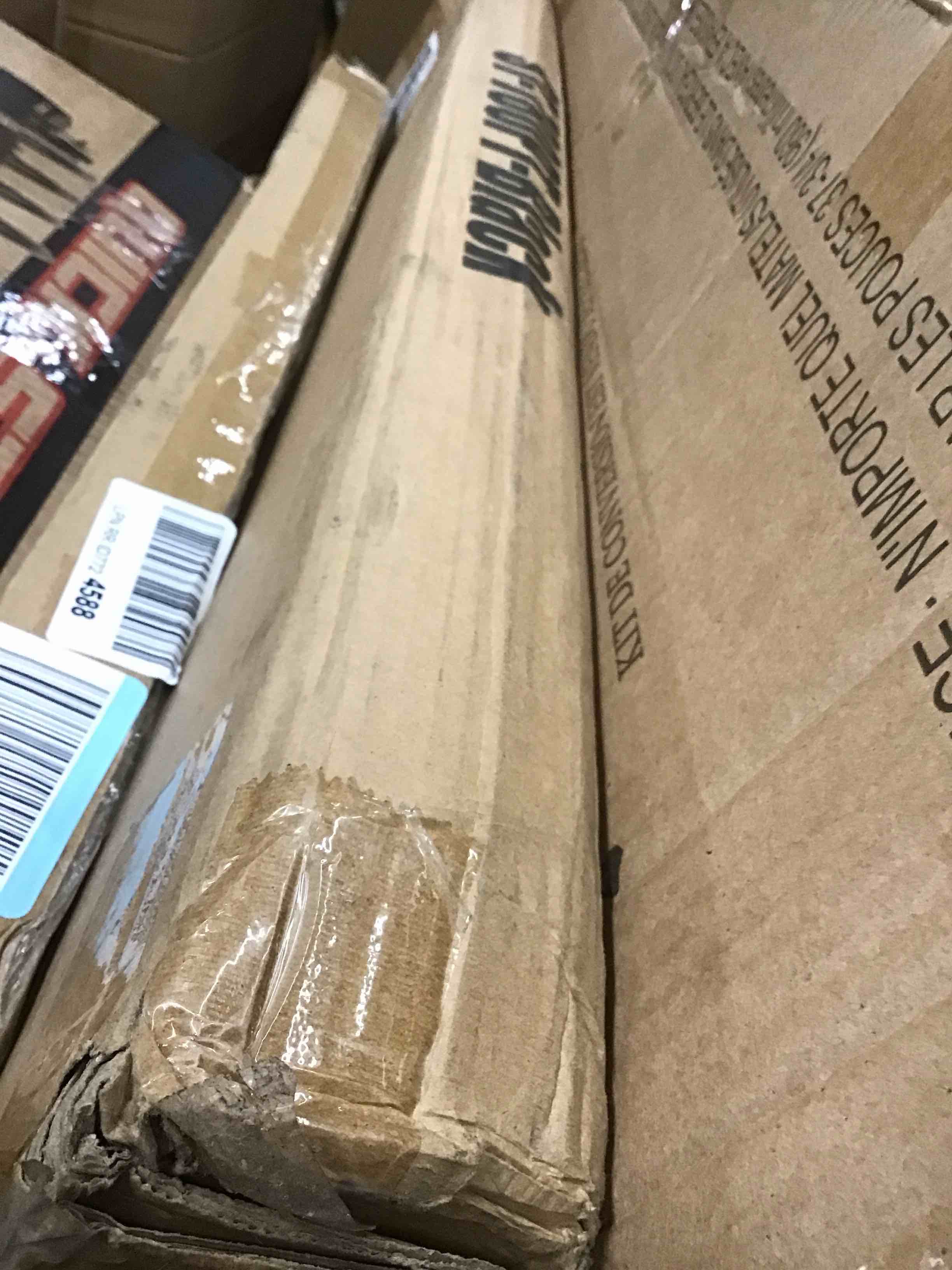 https://s3.amazonaws.com/lotting-images-prod/bidfta/RED5858497_1715097603347.jpeg