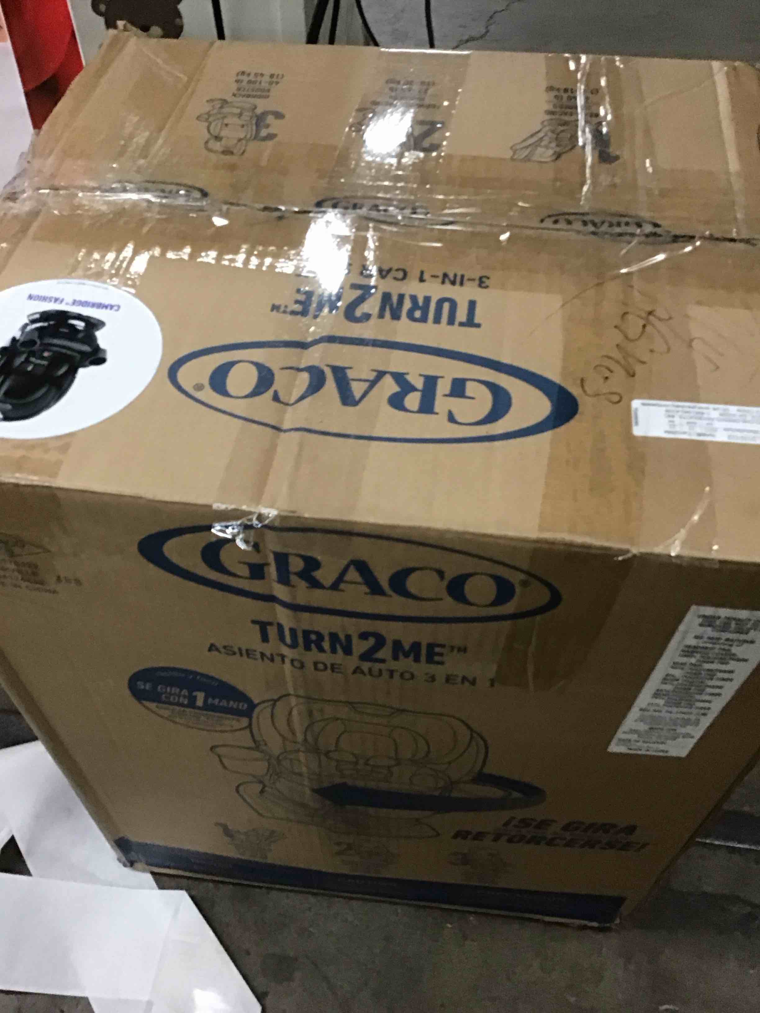 https://s3.amazonaws.com/lotting-images-prod/bidfta/RED5858633_1715371900983.jpeg