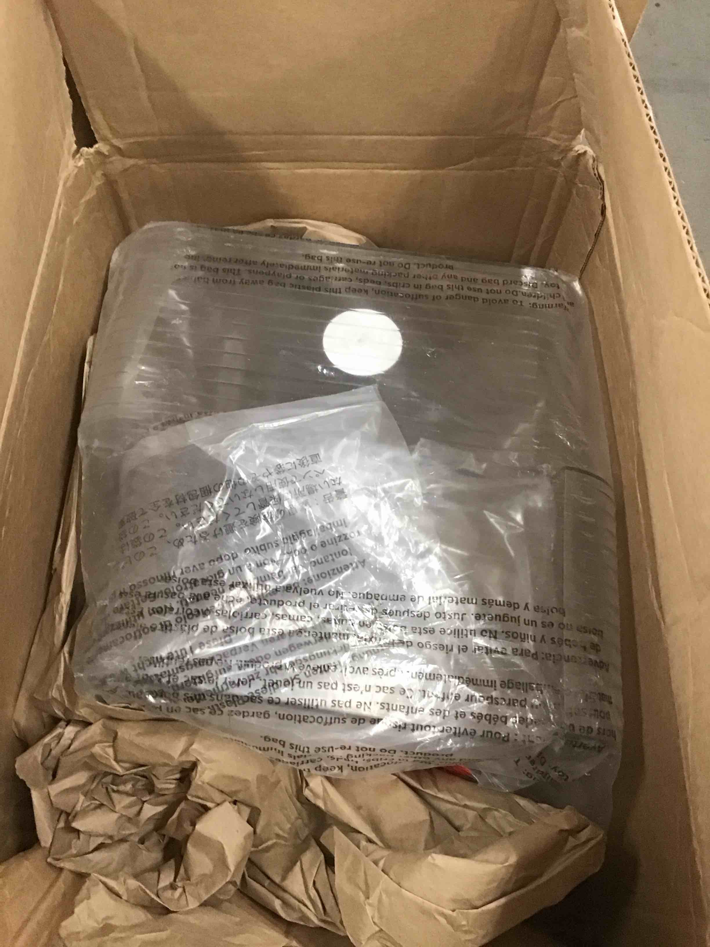 https://s3.amazonaws.com/lotting-images-prod/bidfta/RED5858729_1715884431088.jpeg
