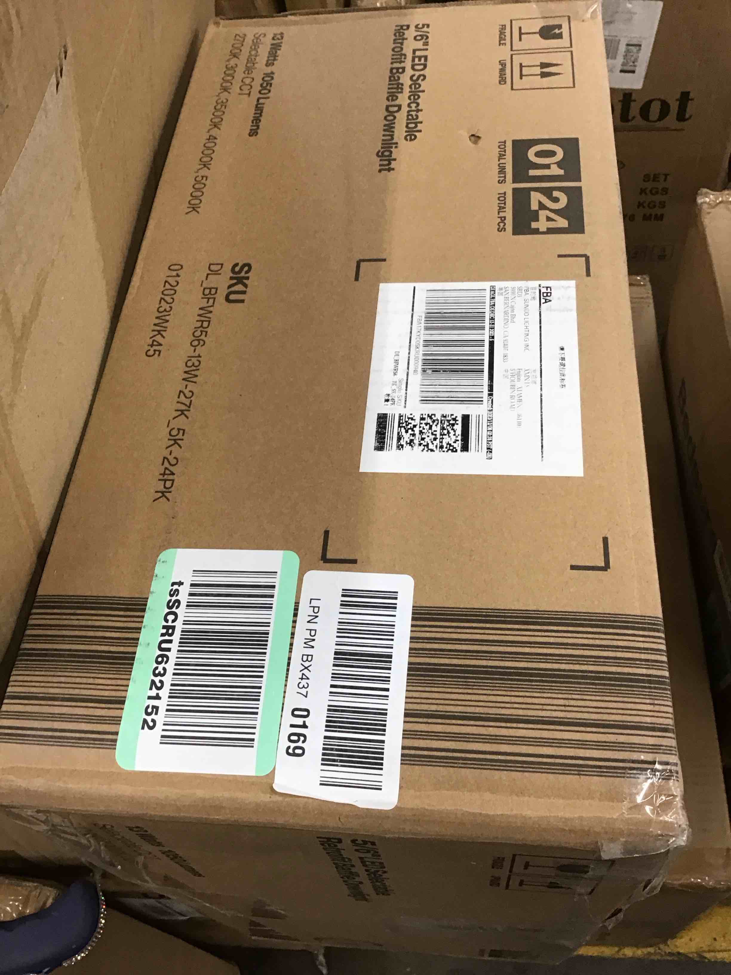 https://s3.amazonaws.com/lotting-images-prod/bidfta/RED5858731_1715885090991.jpeg
