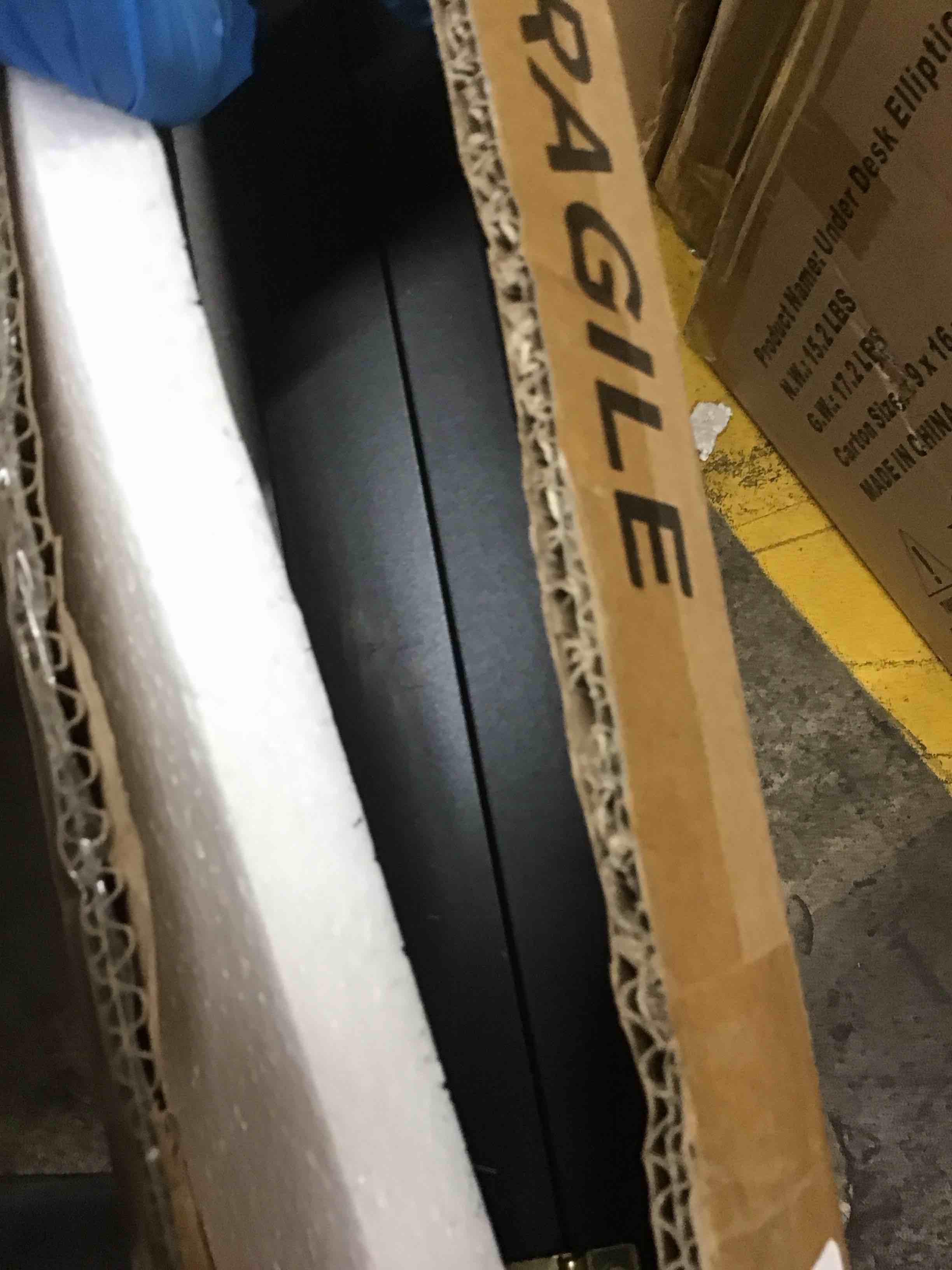 https://s3.amazonaws.com/lotting-images-prod/bidfta/RED5858736_1715885842006.jpeg