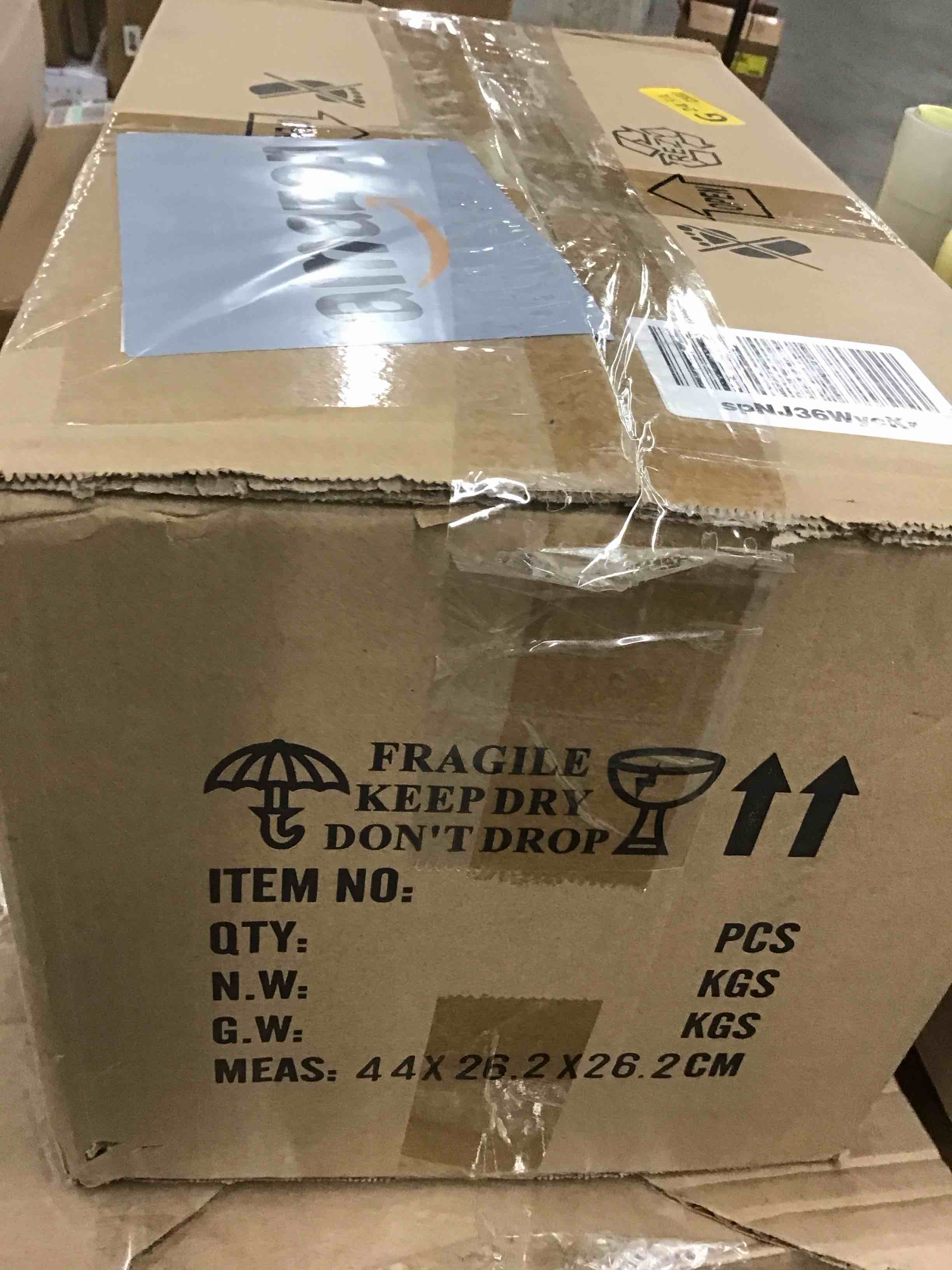 https://s3.amazonaws.com/lotting-images-prod/bidfta/RED5858748_1715887729575.jpeg