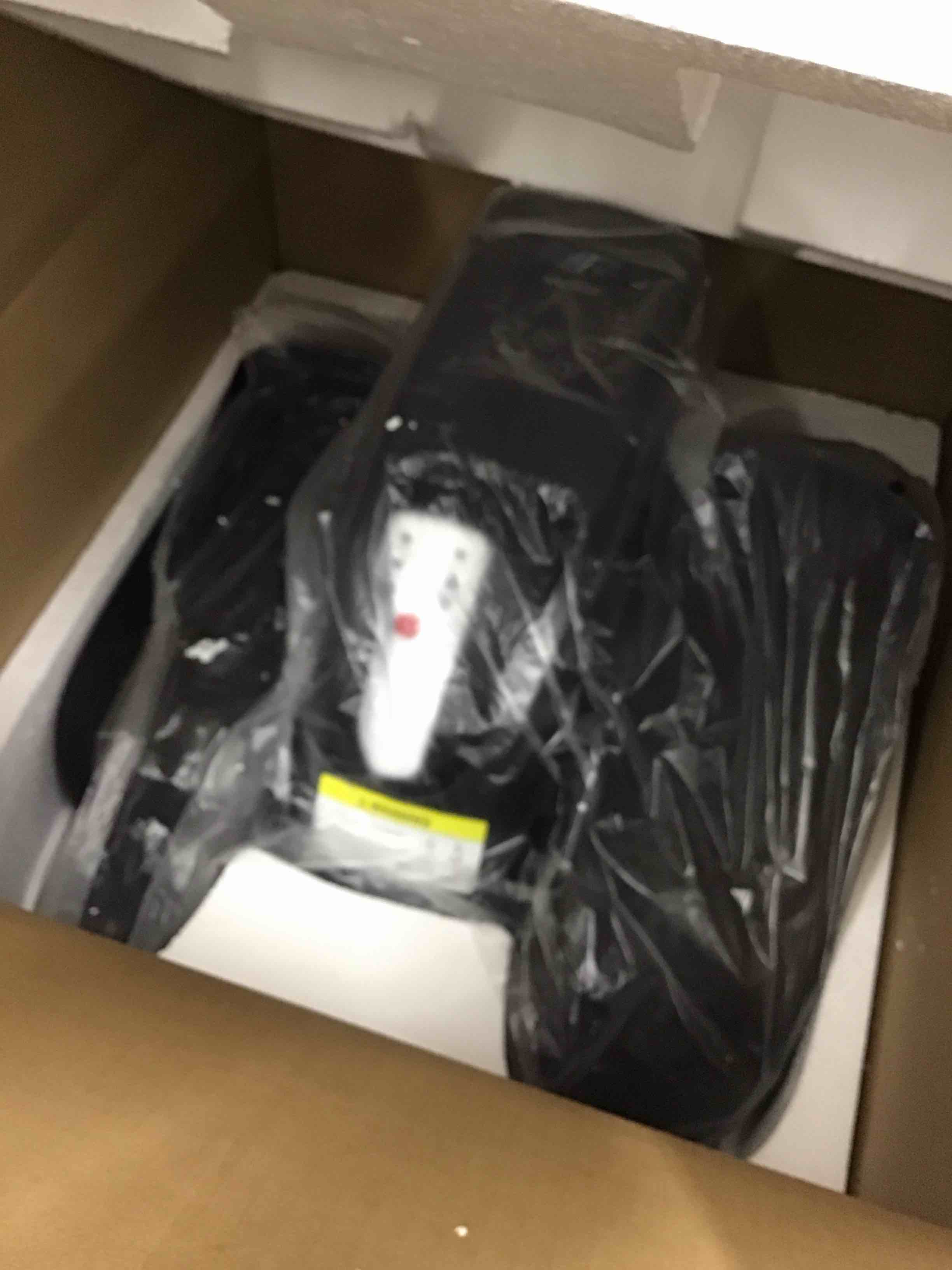 https://s3.amazonaws.com/lotting-images-prod/bidfta/RED5858866_1715959379504.jpeg