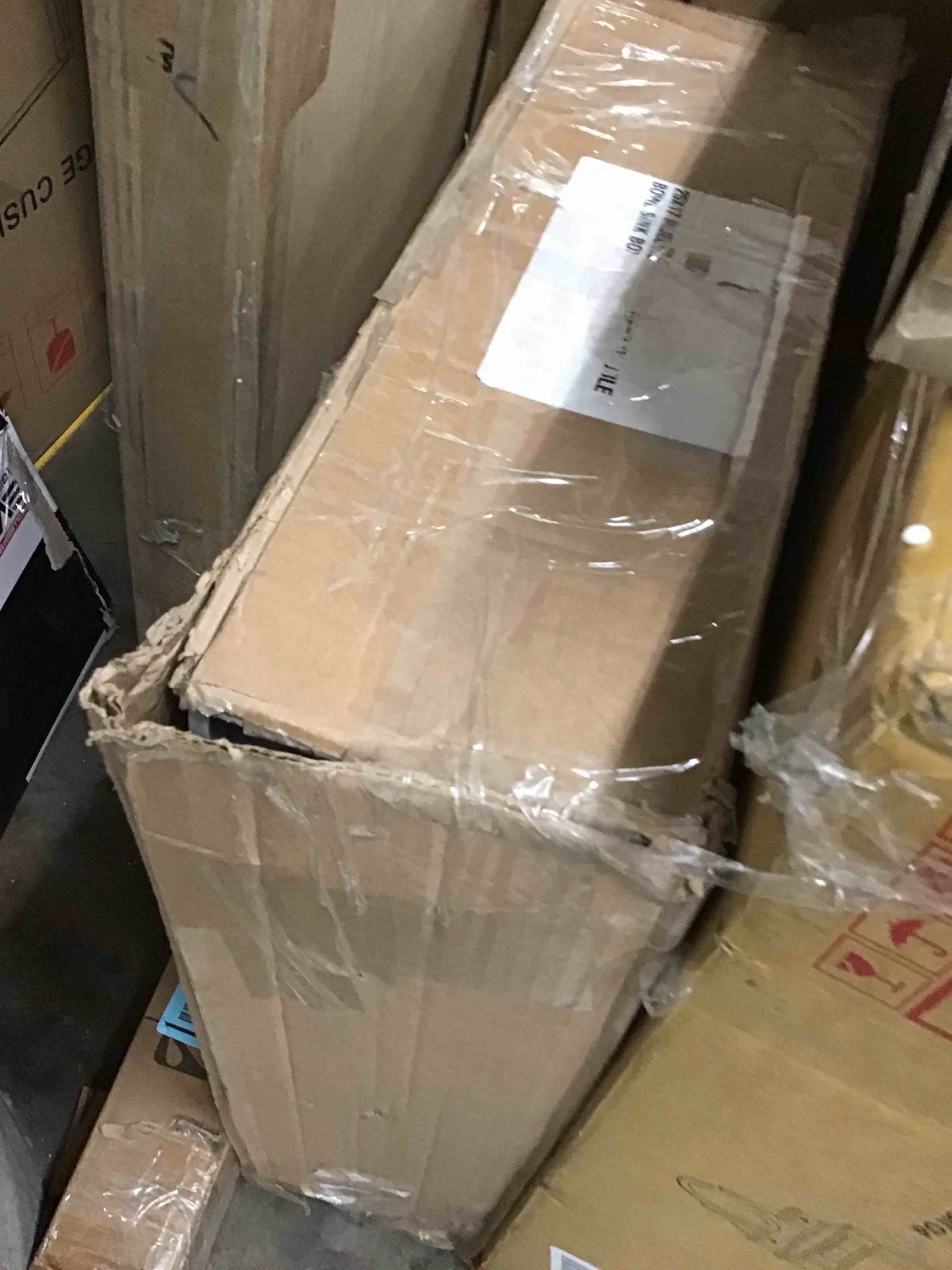 https://s3.amazonaws.com/lotting-images-prod/bidfta/RED5858986_1716215423246.jpeg