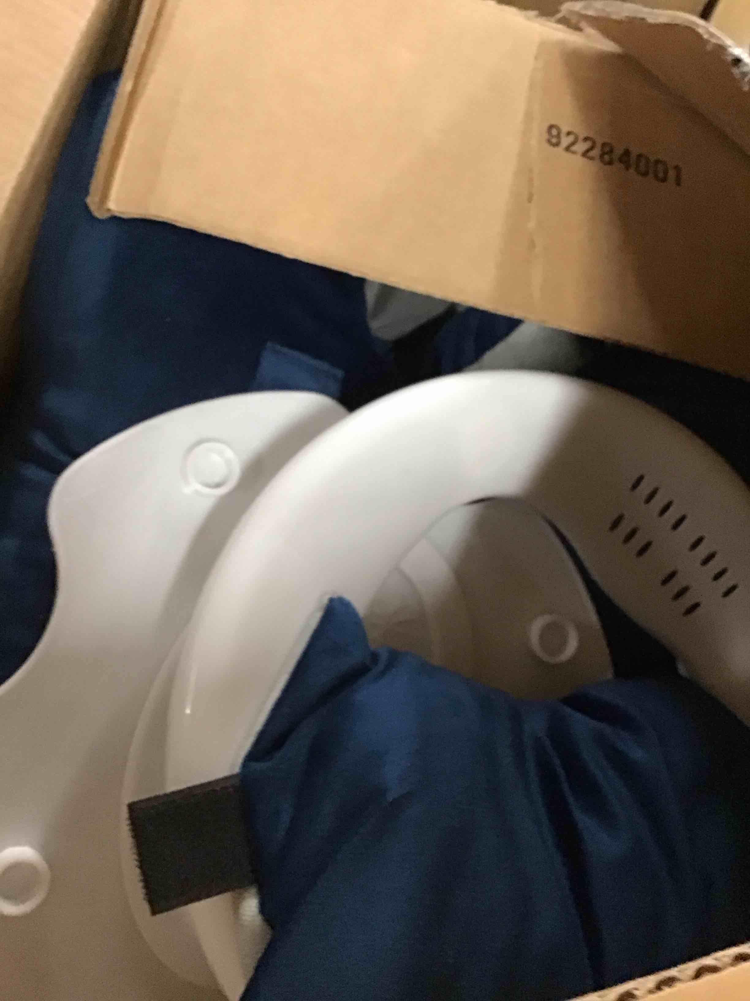 https://s3.amazonaws.com/lotting-images-prod/bidfta/RED5859201_1716493263494.jpeg